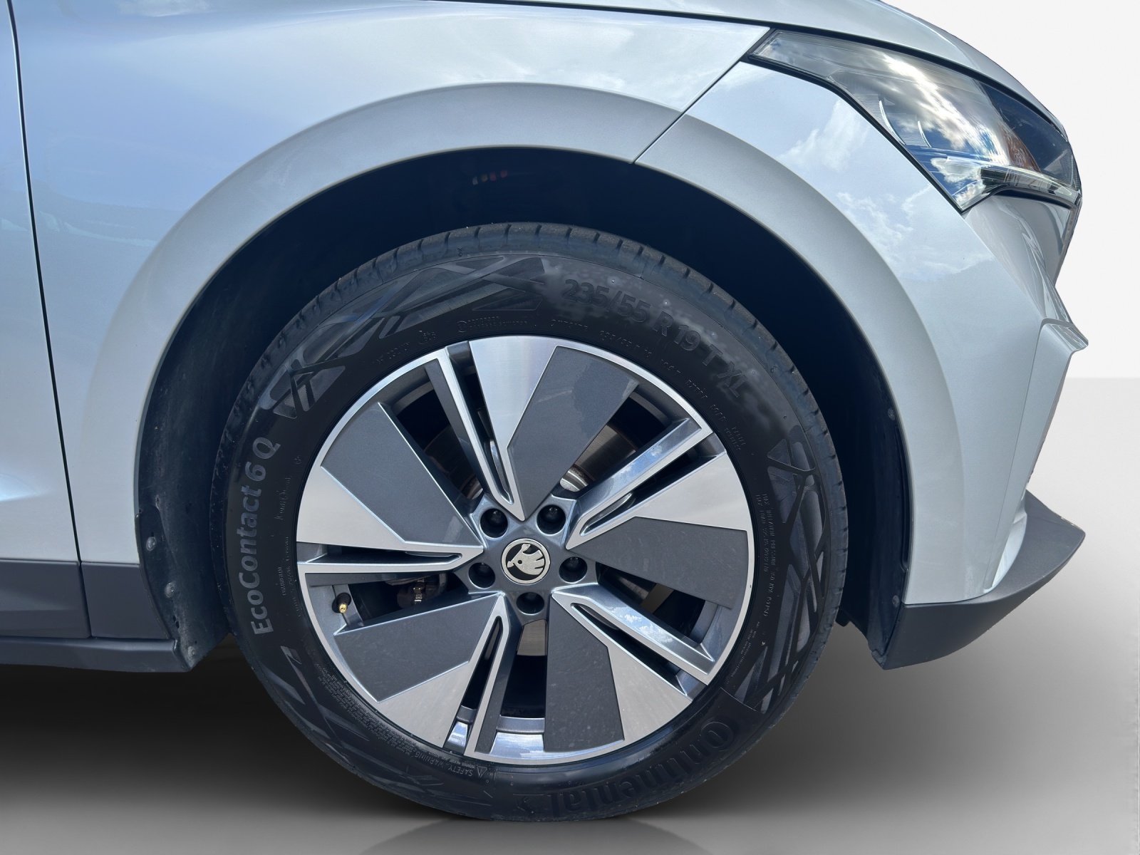 SKODA Enyaq iV 60-image-14