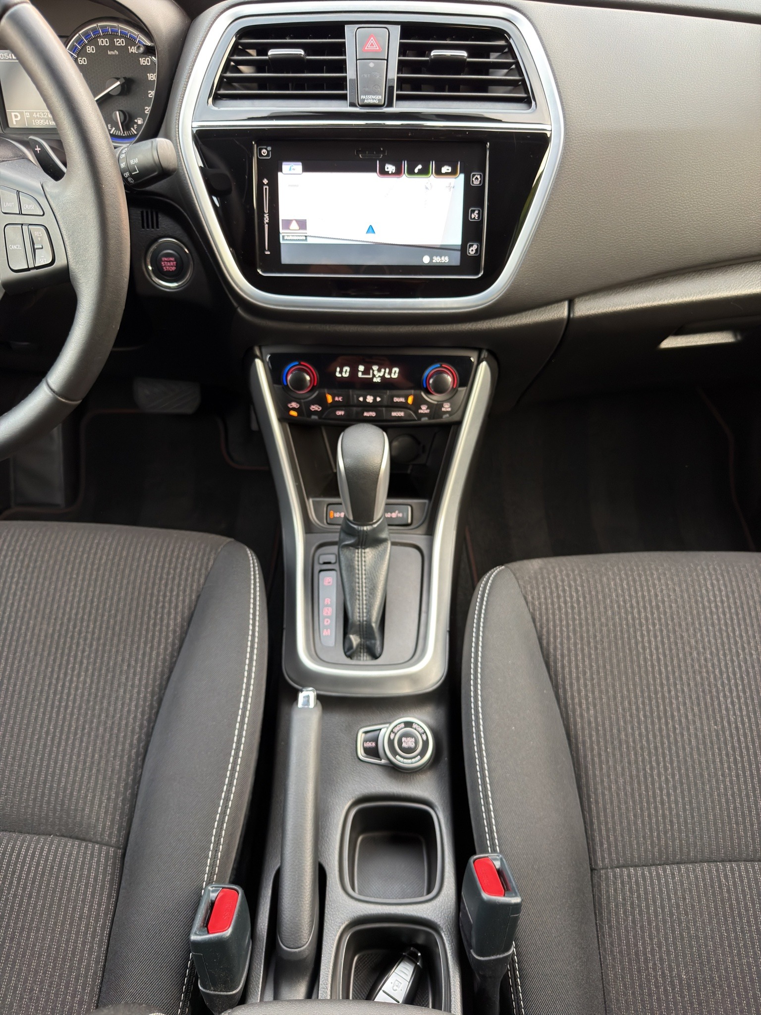 SUZUKI SX4 S-Cross 1.4 16V Piz Sulai Swiss Edition 4WD Automatic*TOP ZUSTAND*TOP AUSSTATTUNG*NUR 20000 KM*-image-7