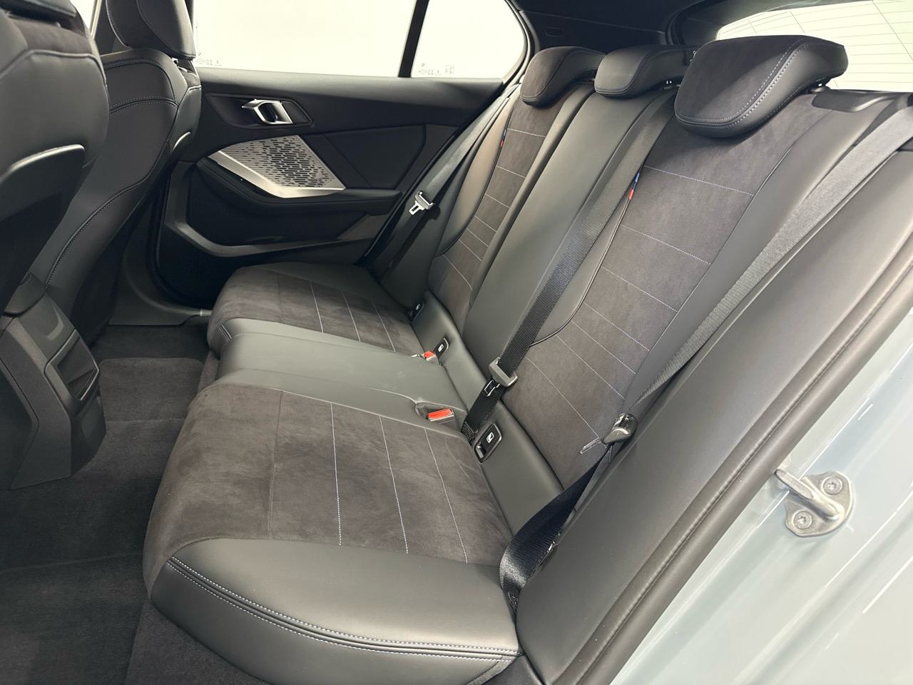 BMW 120 M Sport Steptronic-image-9