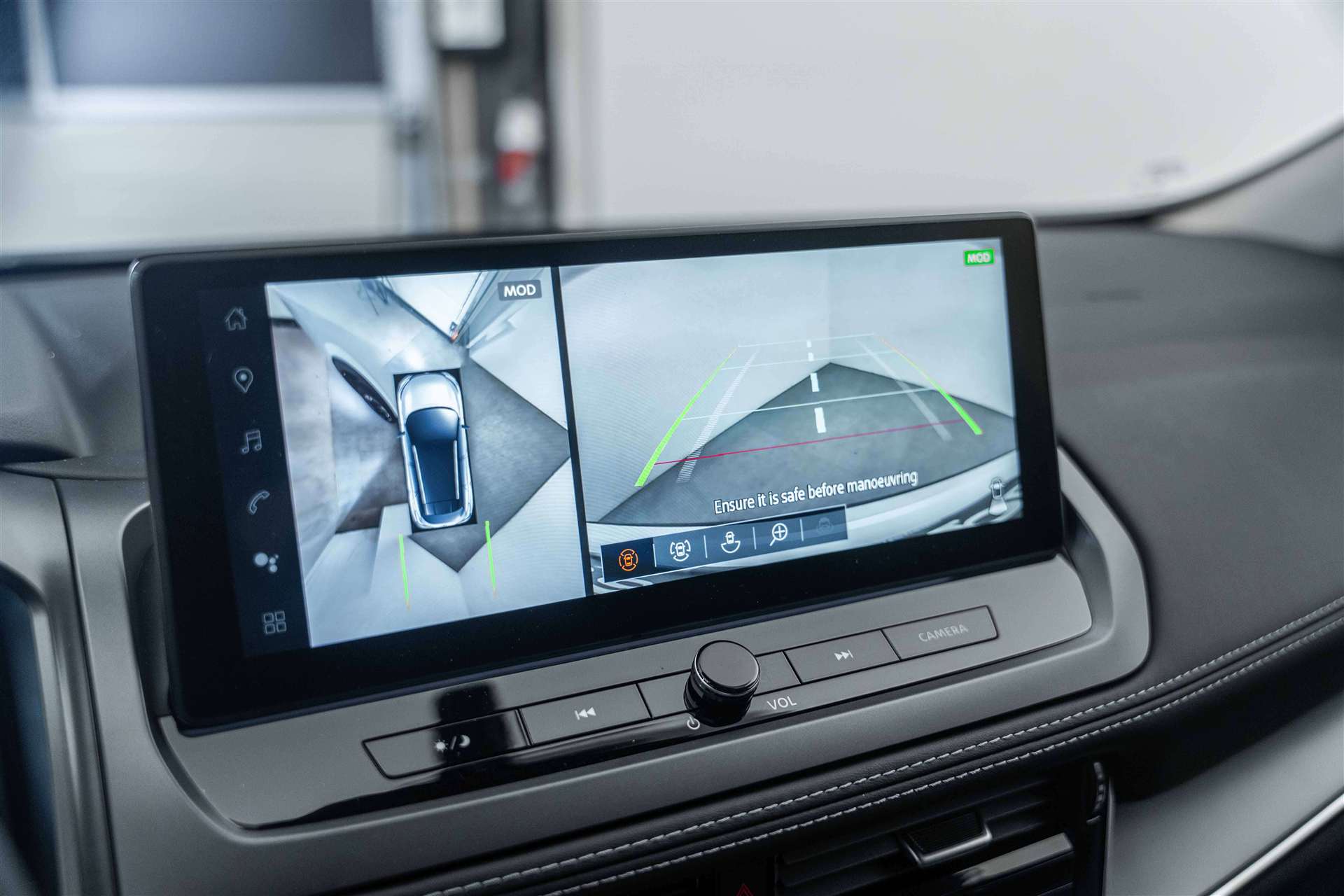 NISSAN Qashqai 1.3 DIG-T MHEV N-Connecta Xtronic-Automat-image-15