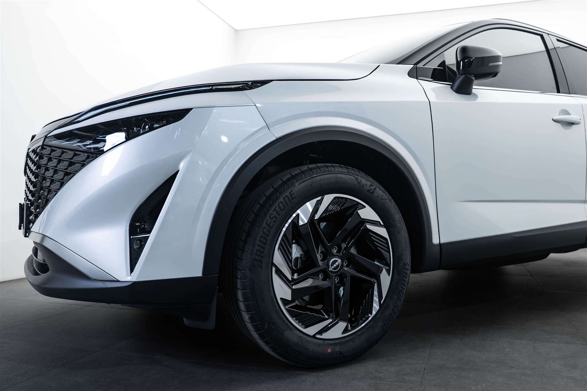 NISSAN Qashqai 1.3 DIG-T MHEV N-Connecta Xtronic-Automat-image-1