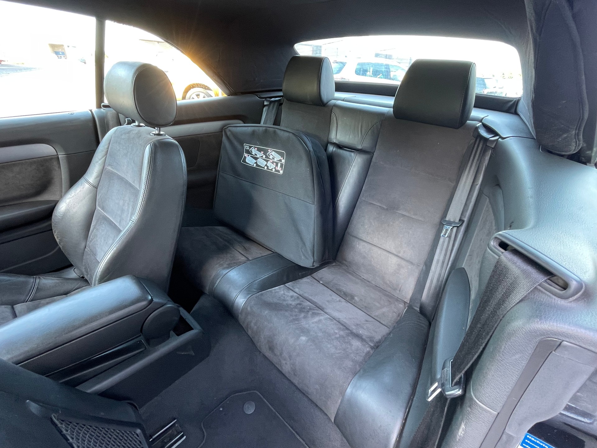 AUDI A4 Cabriolet 2.0T FSI-image-15