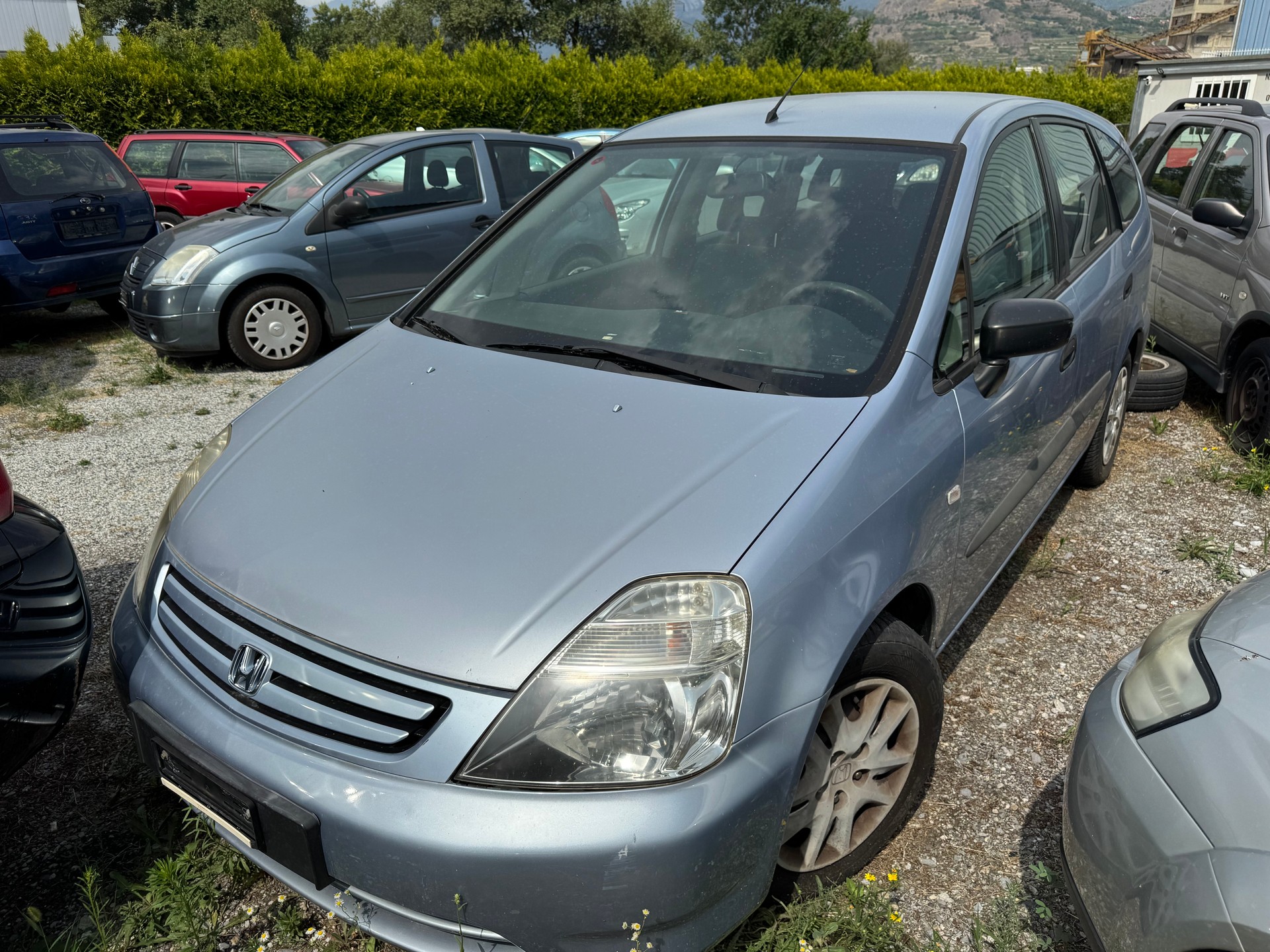 HONDA Stream 1.7i LS 7 places-image-0