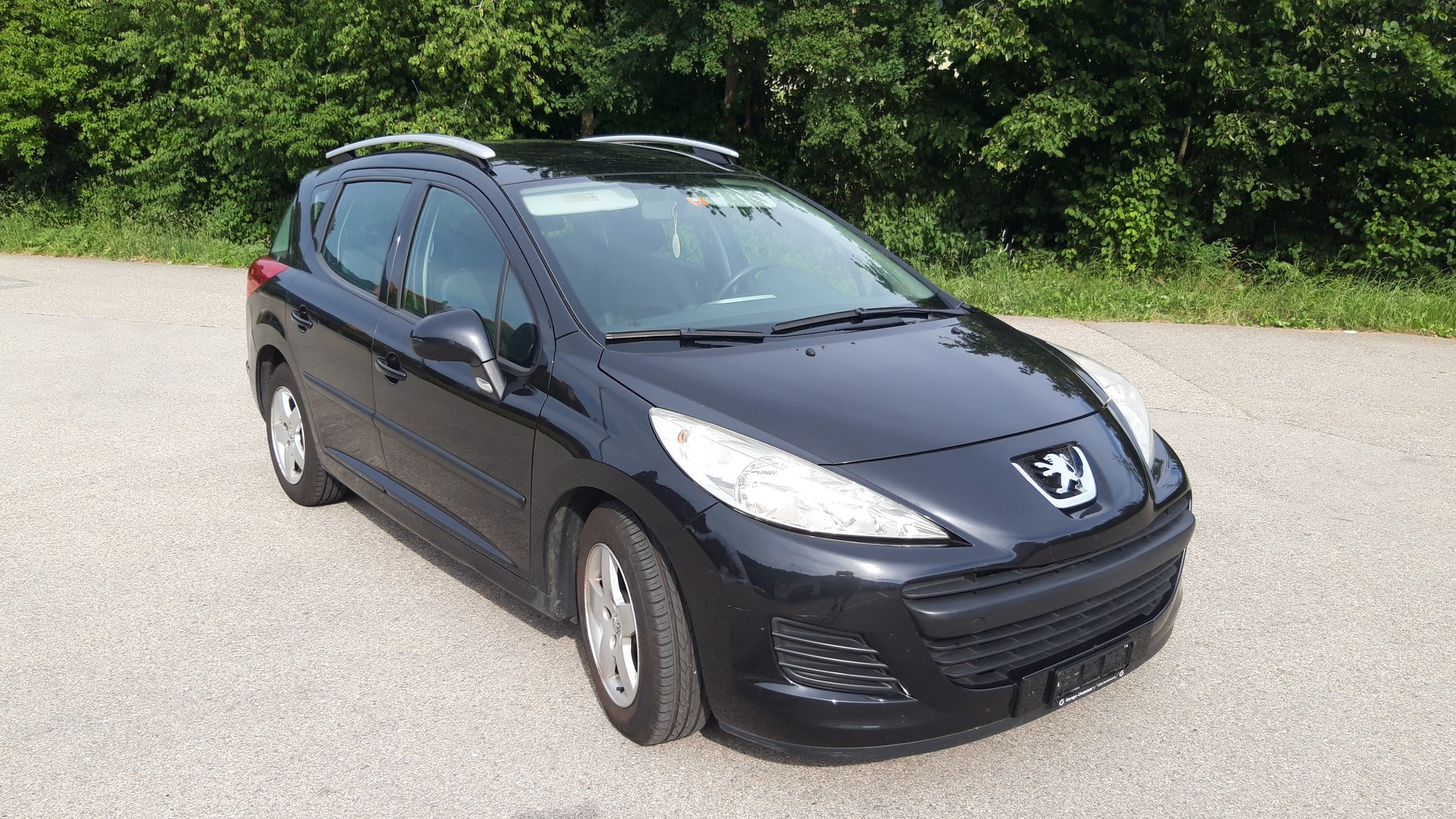 PEUGEOT 1.4 16V 95 Active-image-0