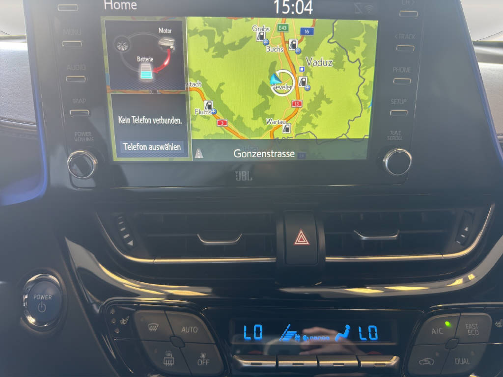 TOYOTA C-HR 2.0 VVTi HSD Style-image-10