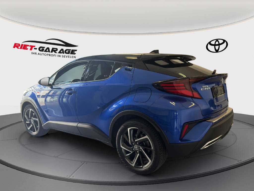 TOYOTA C-HR 2.0 VVTi HSD Style-image-2