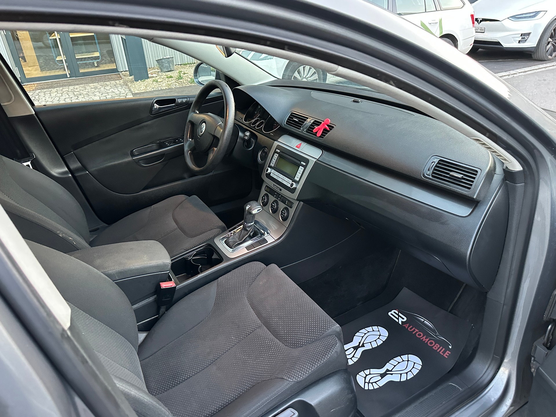 VW Passat 2.0 TDI Comfortline DSG-image-11