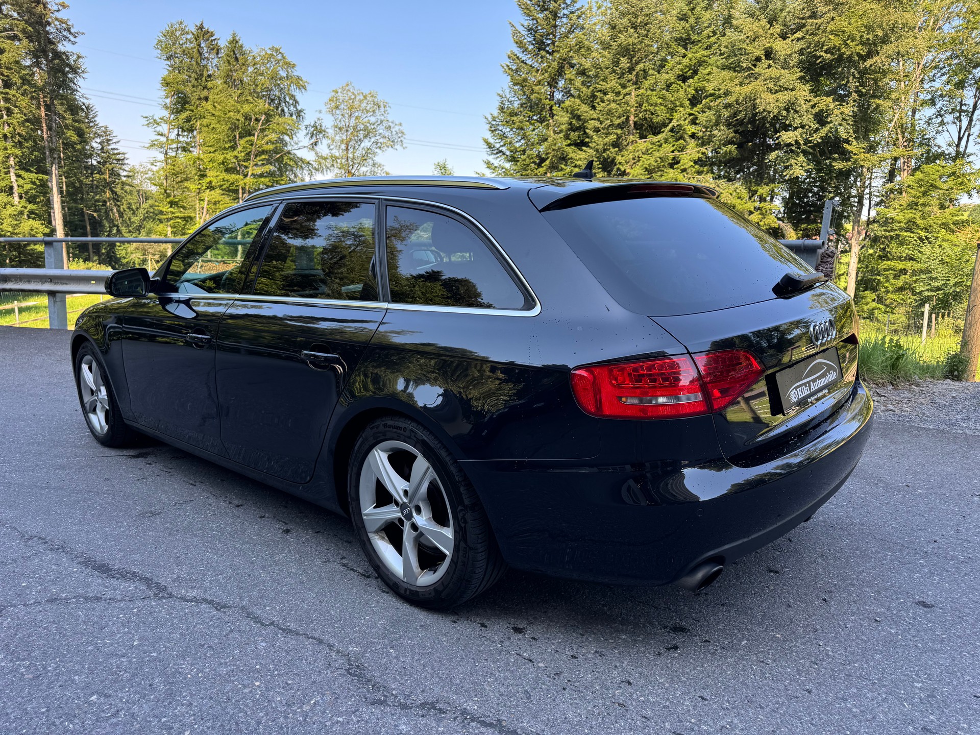 AUDI A4 Avant 2.0 TFSI quattro S-tronic-image-2