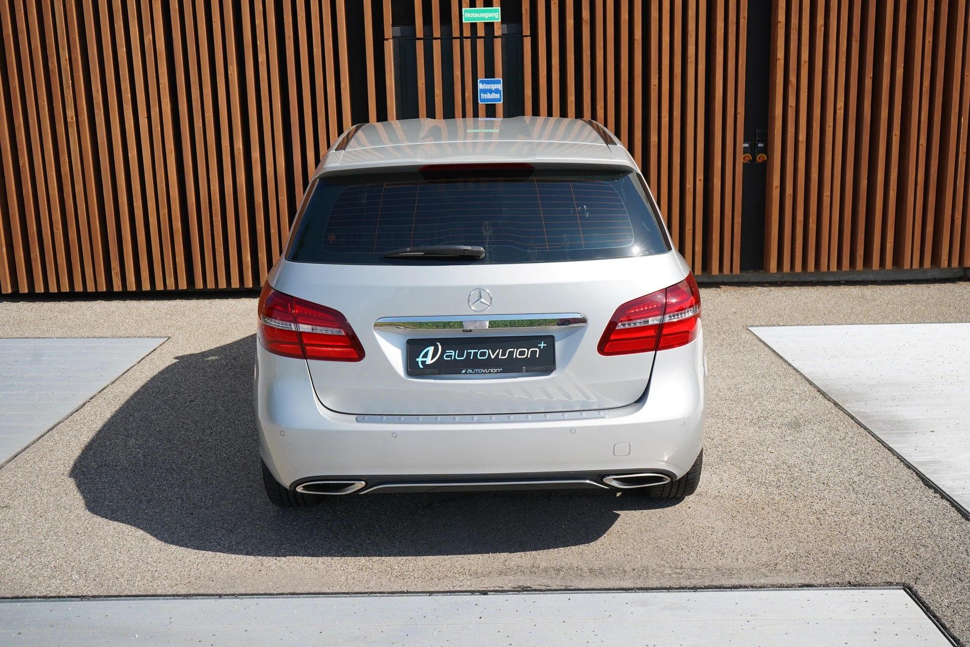 MERCEDES-BENZ B 220 CDI SWISS STAR EDITION 4MATIC 7G-DCT l 177 PS-image-17