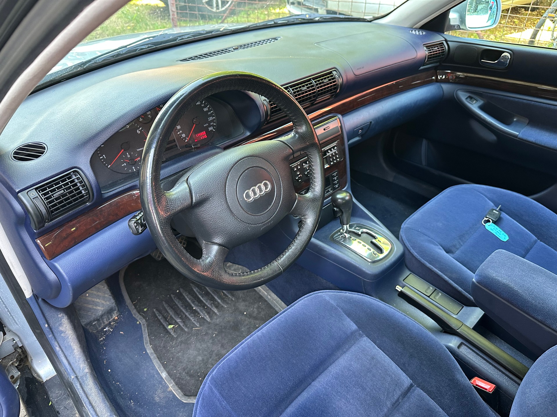AUDI A4 2.4 Ambition FIXPREIS-image-15