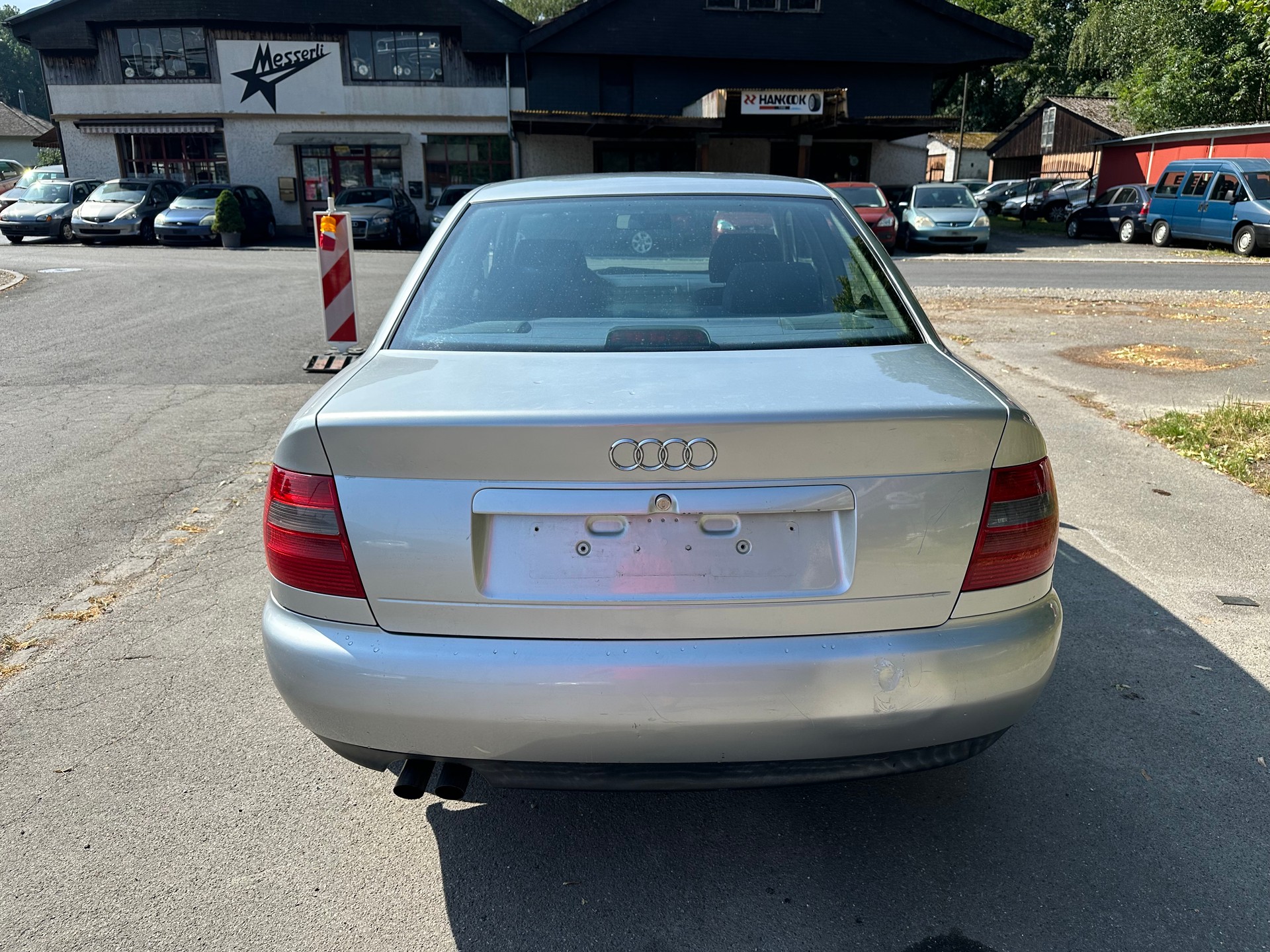 AUDI A4 2.4 Ambition FIXPREIS-image-9