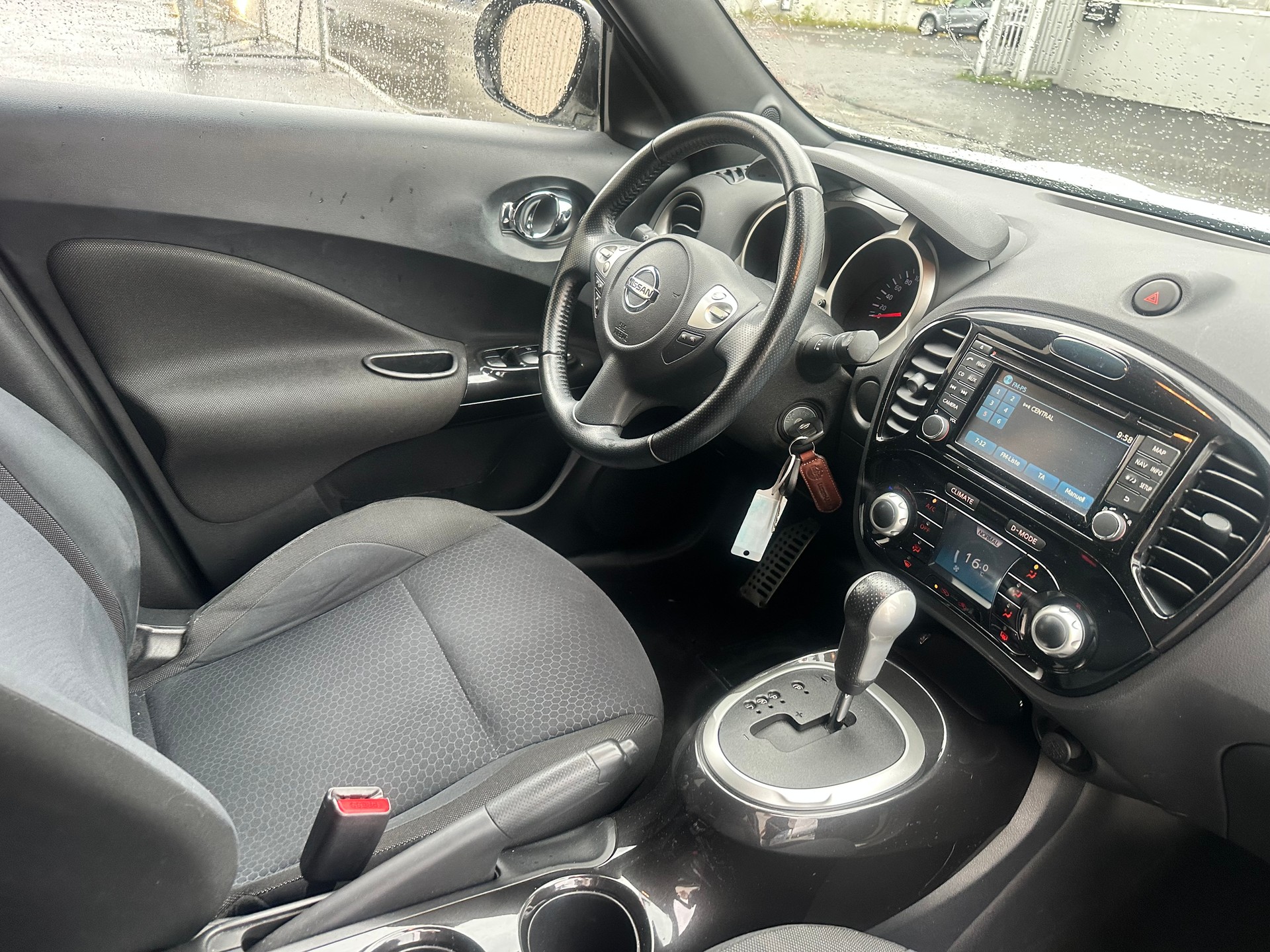 NISSAN Juke 1.6 DIG-T tekna 4x4 Xtronic M-CVT-image-14
