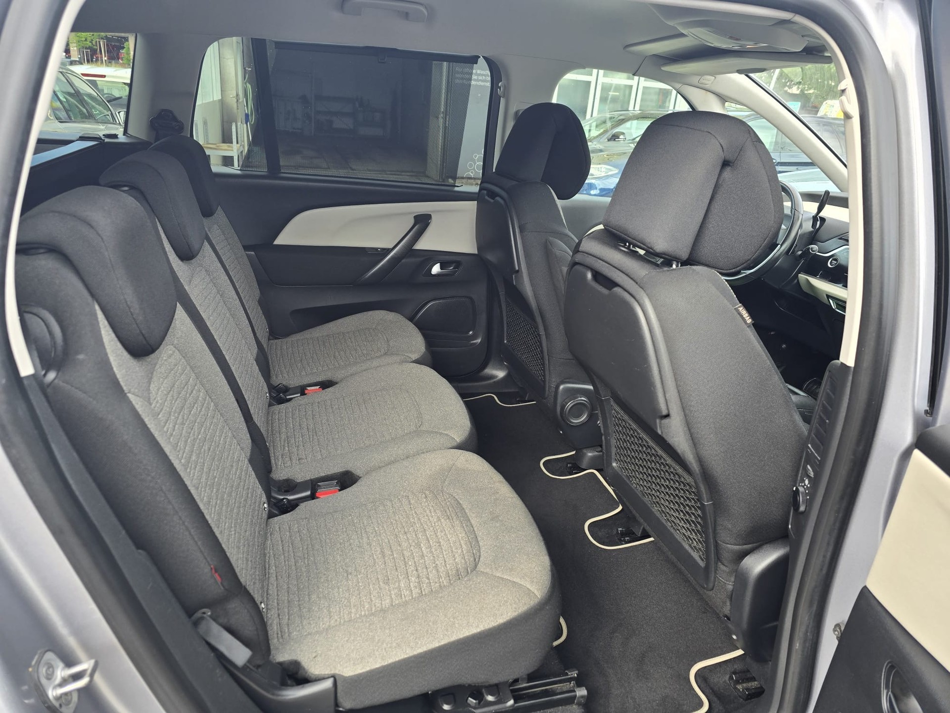 CITROEN Grand C4 Spacetourer 2.0 BlueHDi Feel Edition EAT8-image-16
