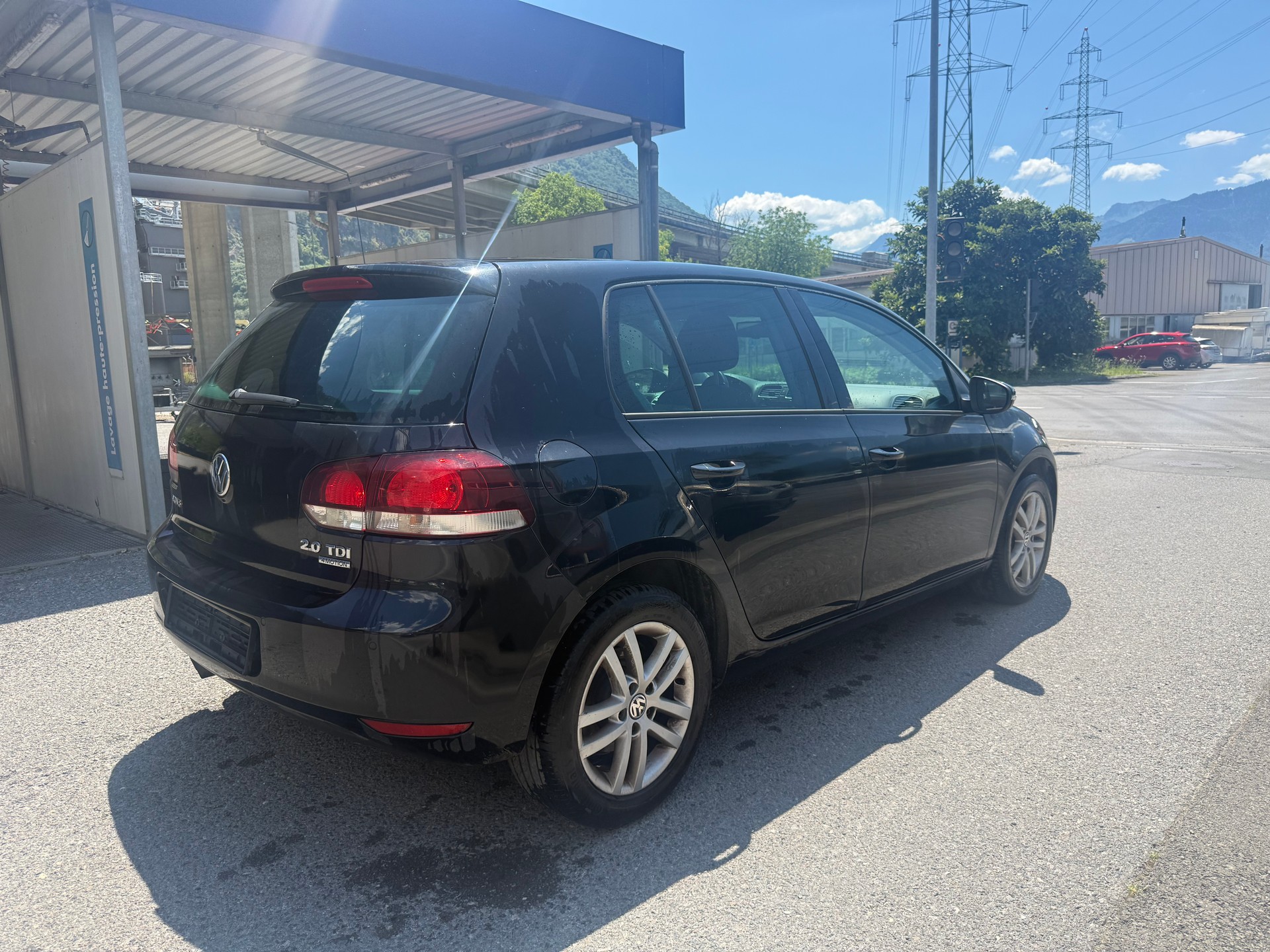 VW Golf 2.0 TDI Comfortline 4Motion-image-2