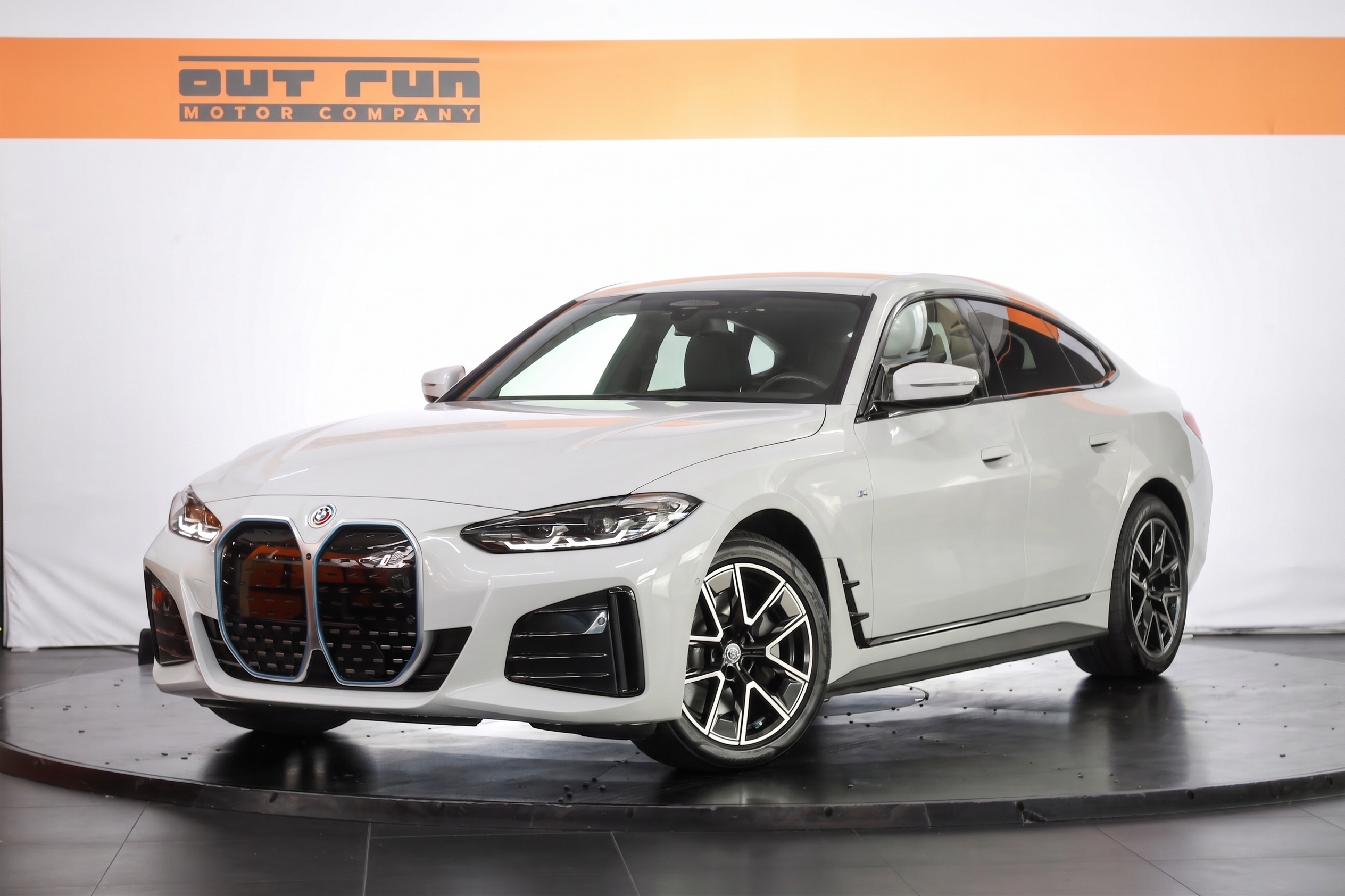 BMW i4 eDrive35