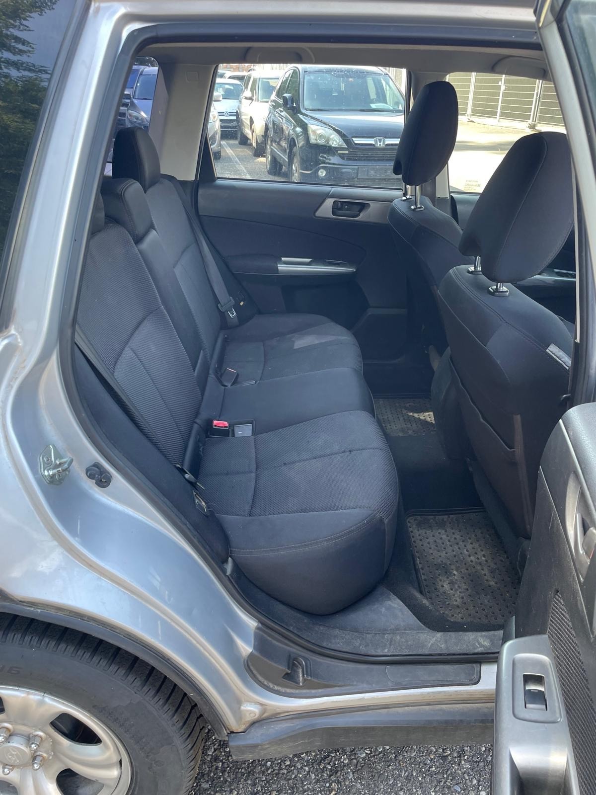 SUBARU Forester 2.0XS Limited Automatic-image-9