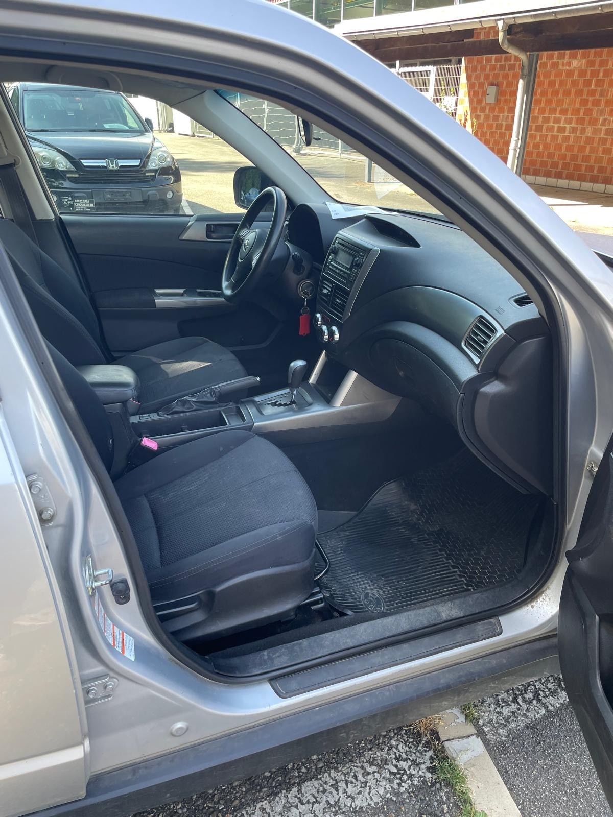 SUBARU Forester 2.0XS Limited Automatic-image-10