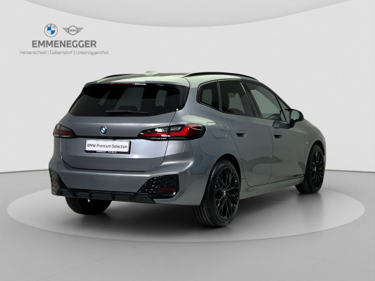 BMW 223i Active Tourer-image-4