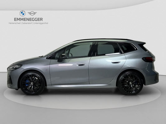 BMW 223i Active Tourer-showroom-element-1