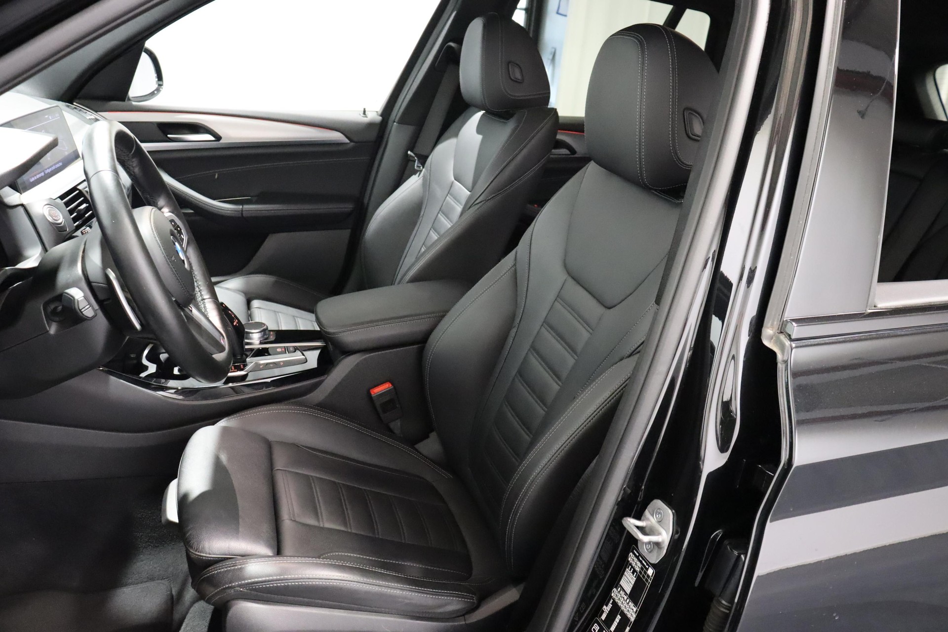 BMW X3 30d xDrive SAG-image-12