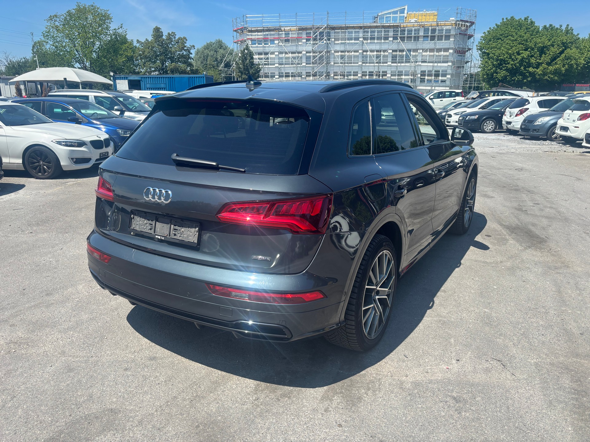 AUDI Q5 3.0 TDI sport quattro tiptronic S-Line-image-4