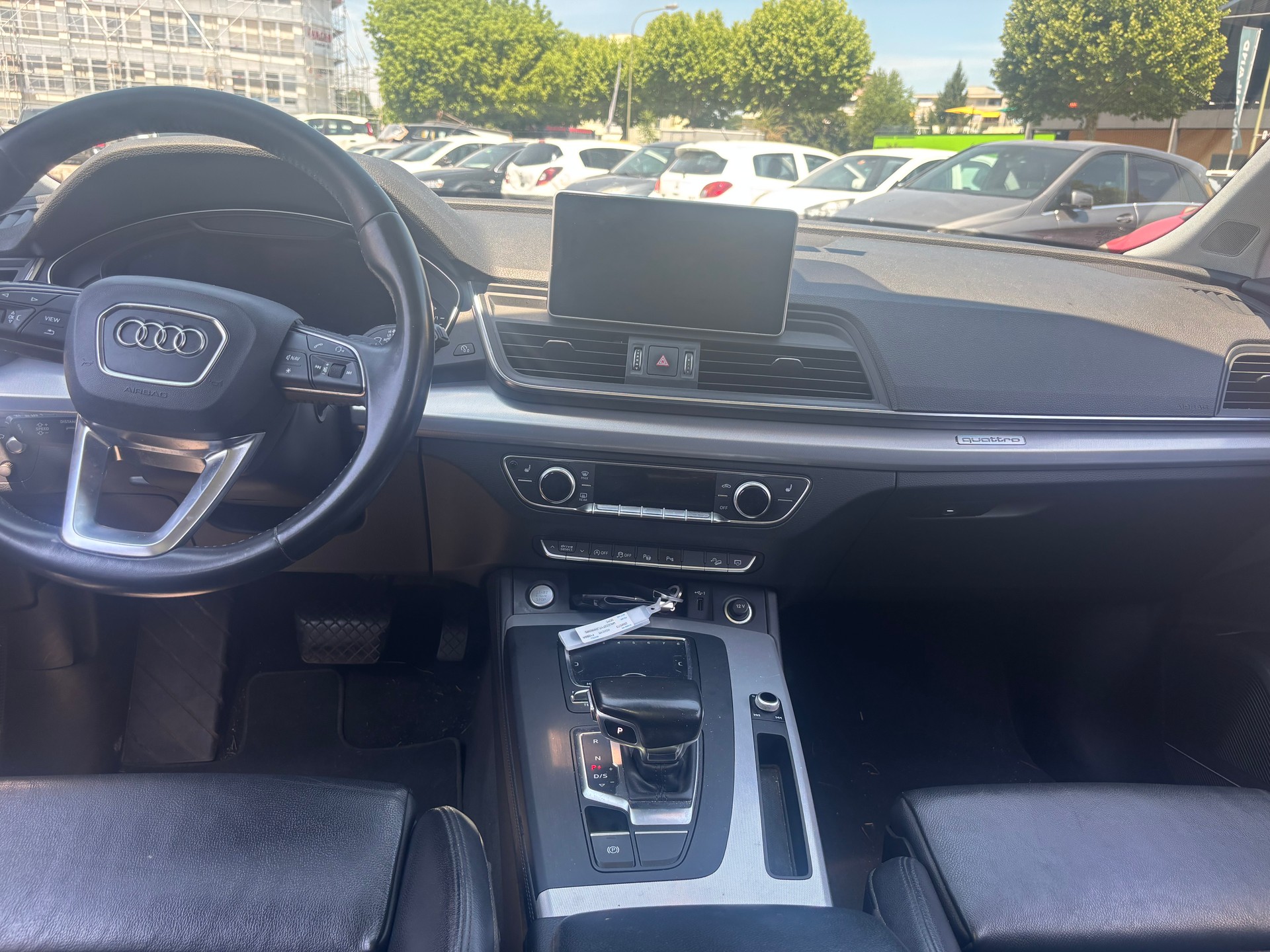 AUDI Q5 3.0 TDI sport quattro tiptronic S-Line-image-9