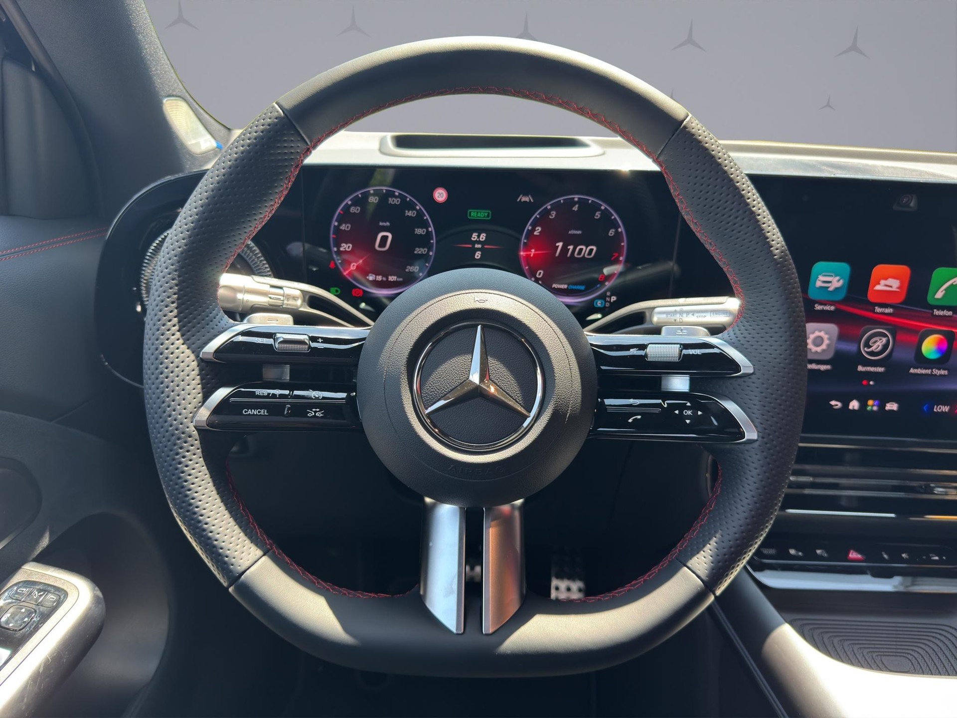 MERCEDES-BENZ GLB 220 4matic-image-12