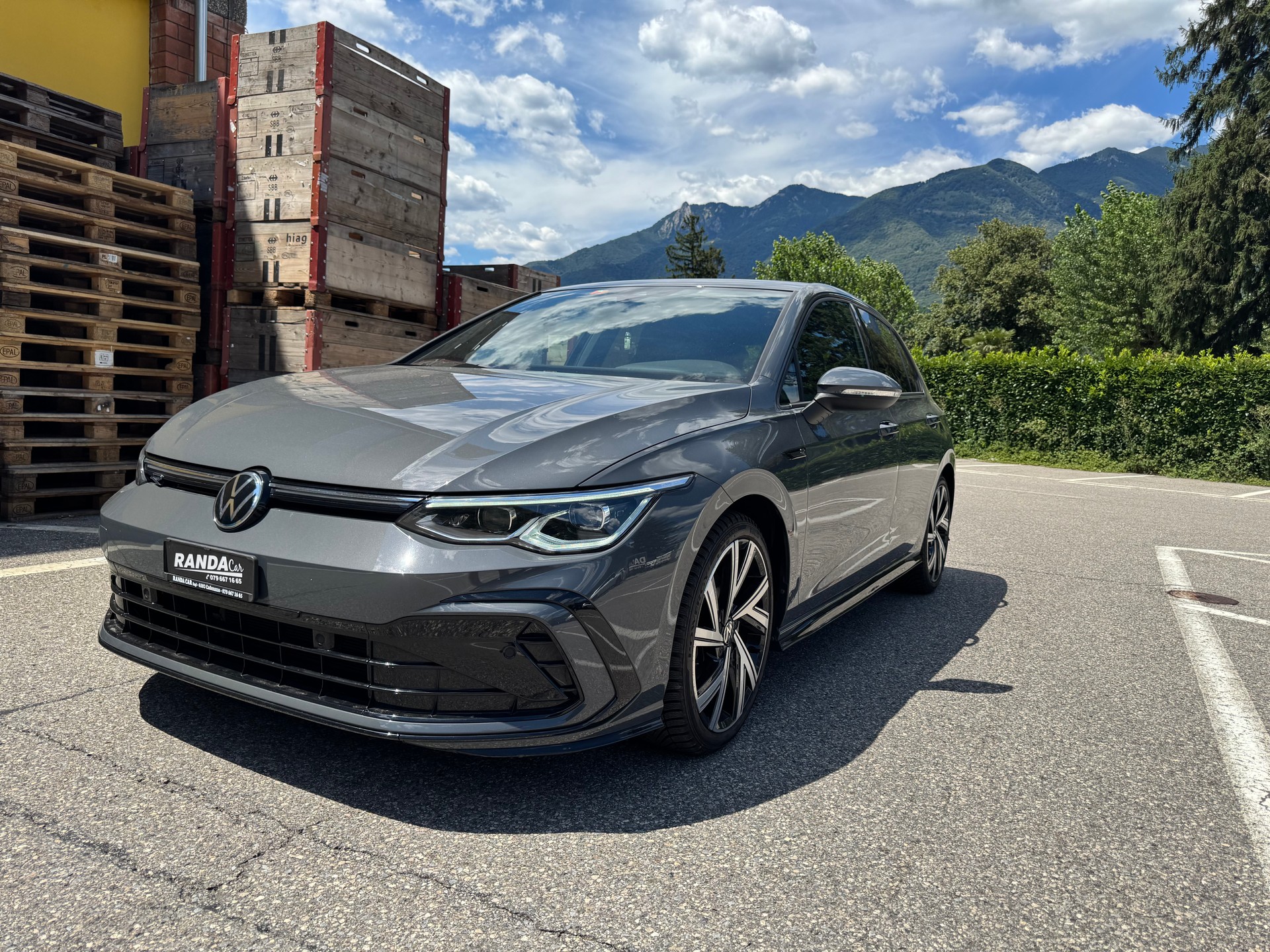 VW Golf 1.5 TSI R-Line-image-0