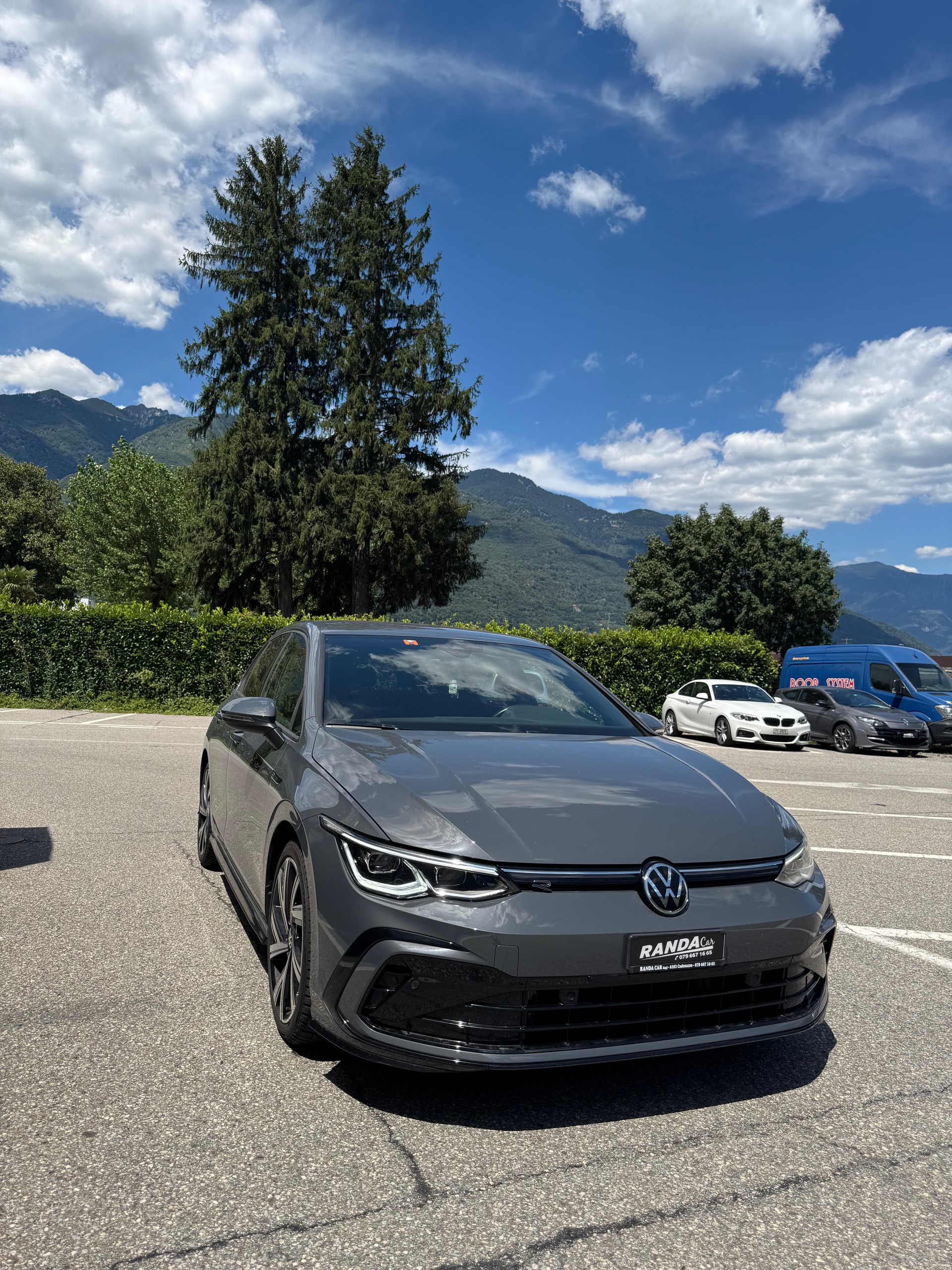 VW Golf 1.5 TSI R-Line-image-1