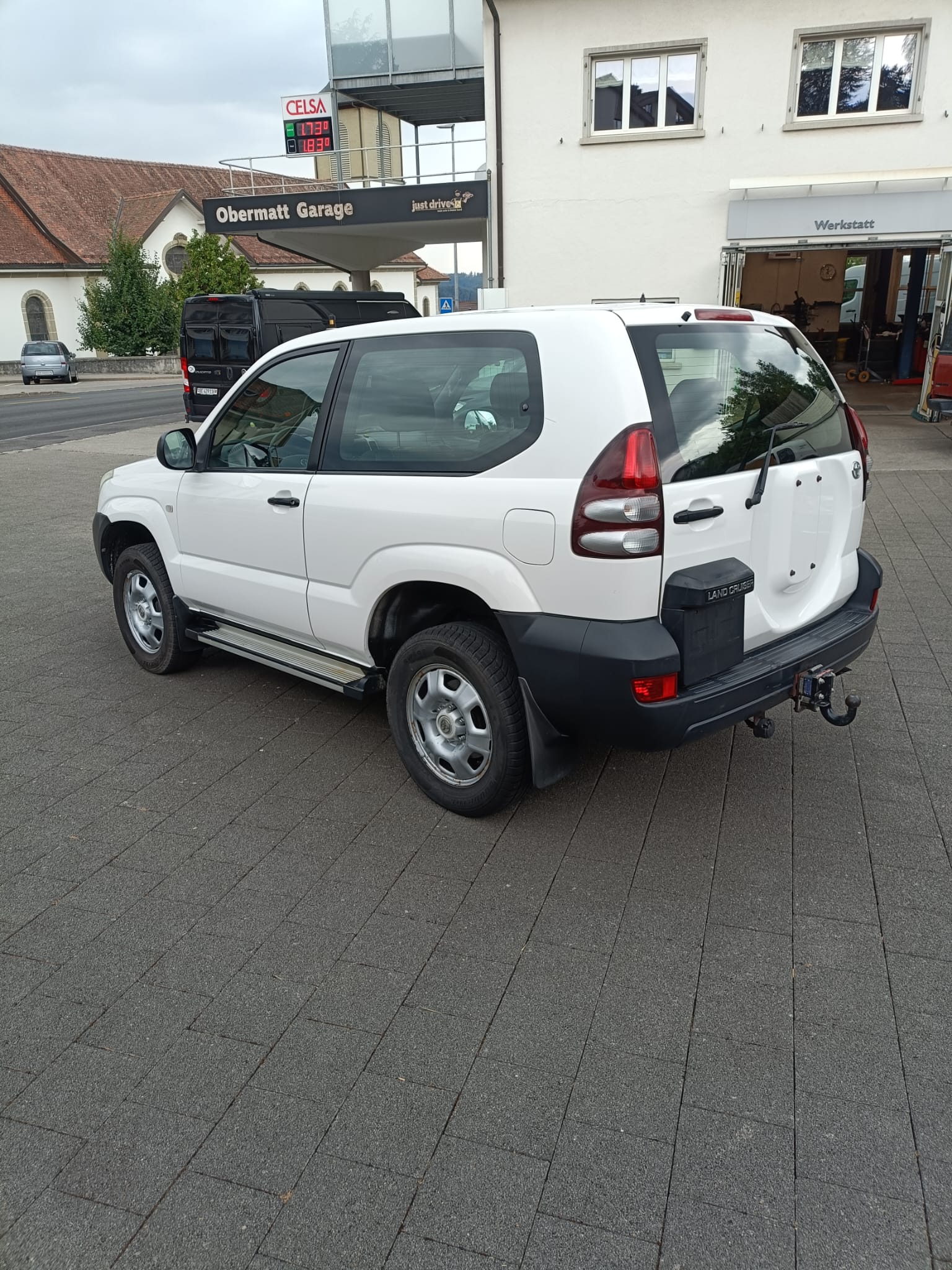 TOYOTA Land Cruiser 3.0 TD Linea Luna-image-4