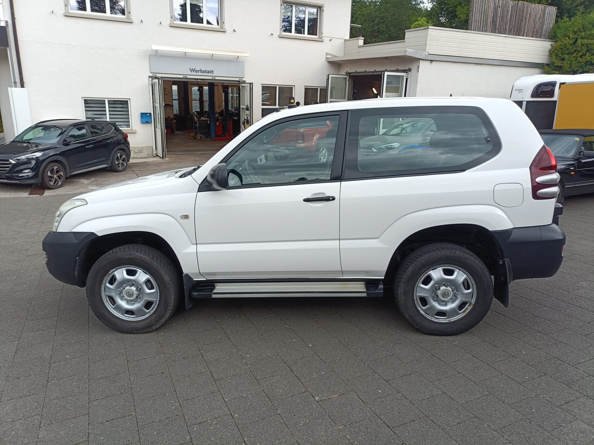 TOYOTA Land Cruiser 3.0 TD Linea Luna-image-3