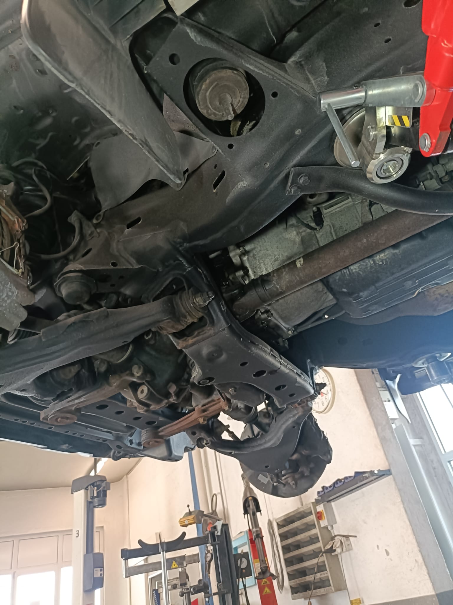TOYOTA Land Cruiser 3.0 TD Linea Luna-image-10