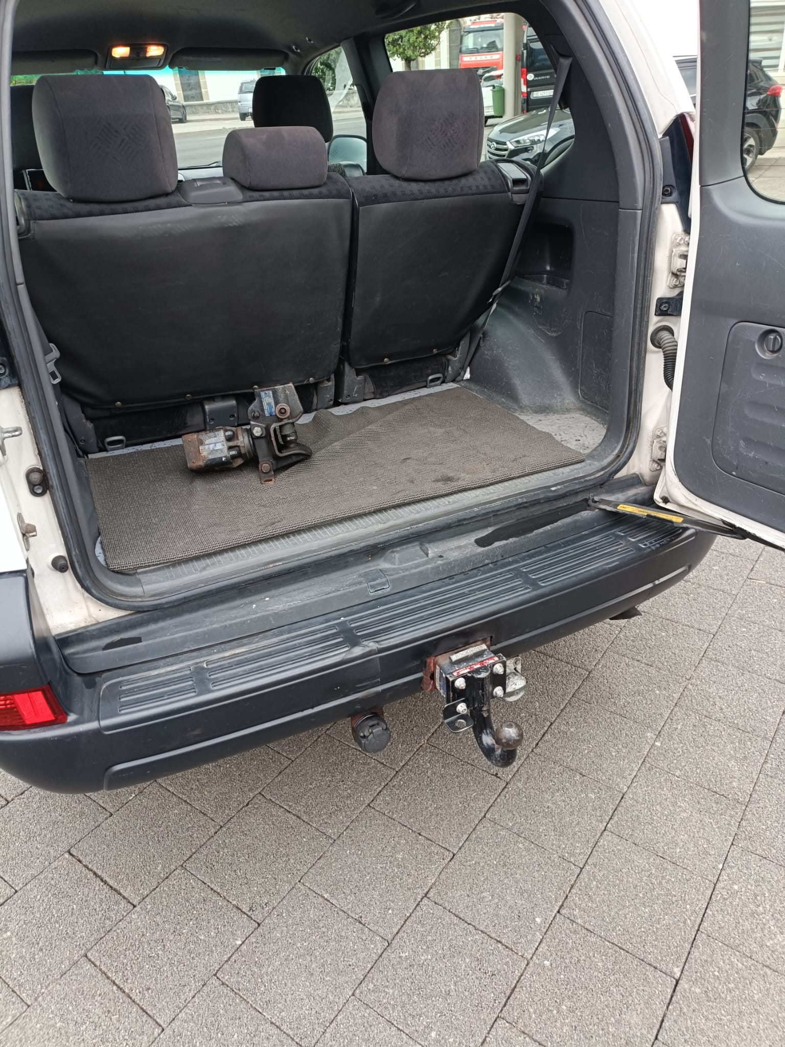 TOYOTA Land Cruiser 3.0 TD Linea Luna-image-11