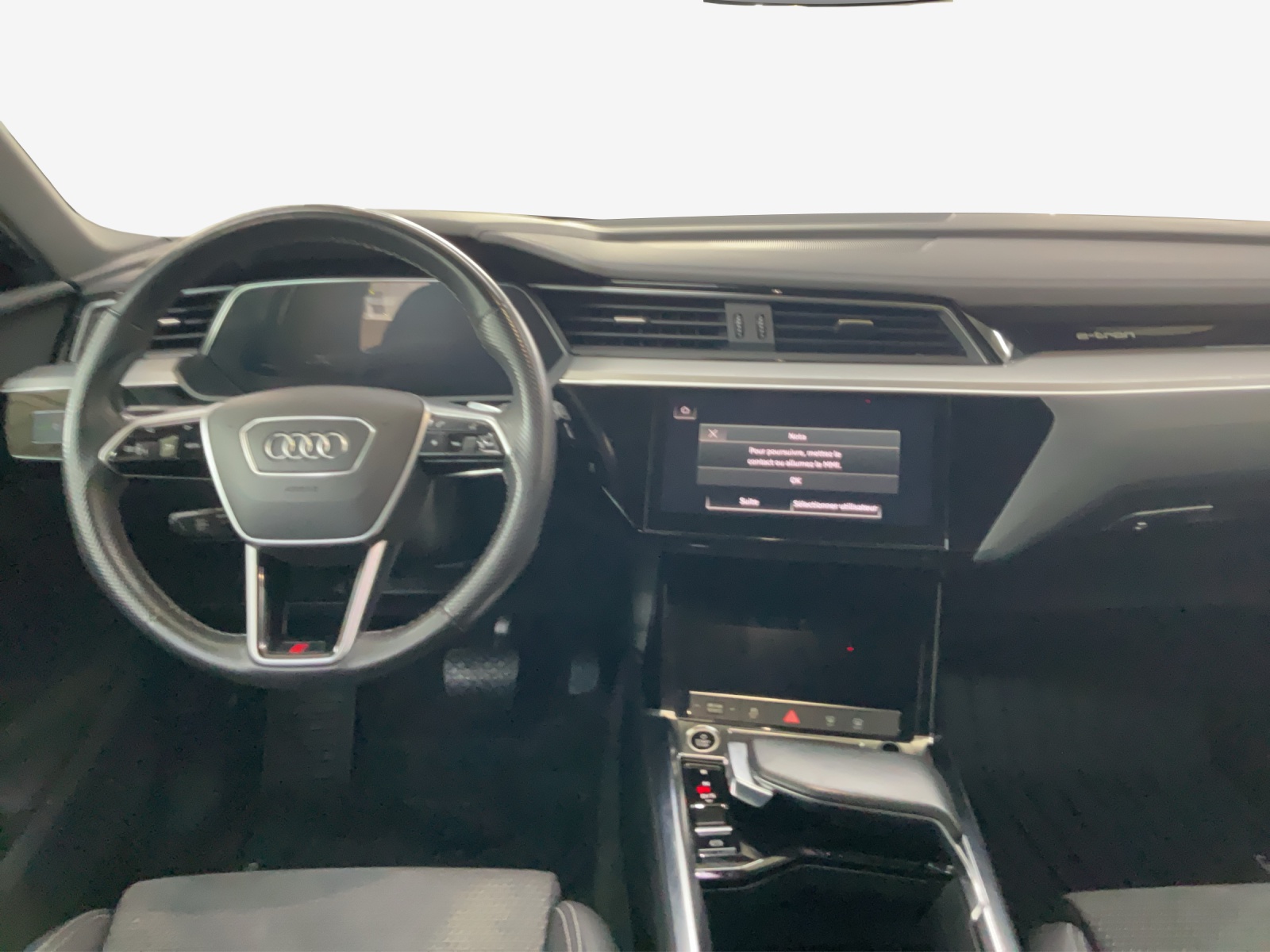 AUDI e-tron 55 Advanced Black Edition quattro-image-8