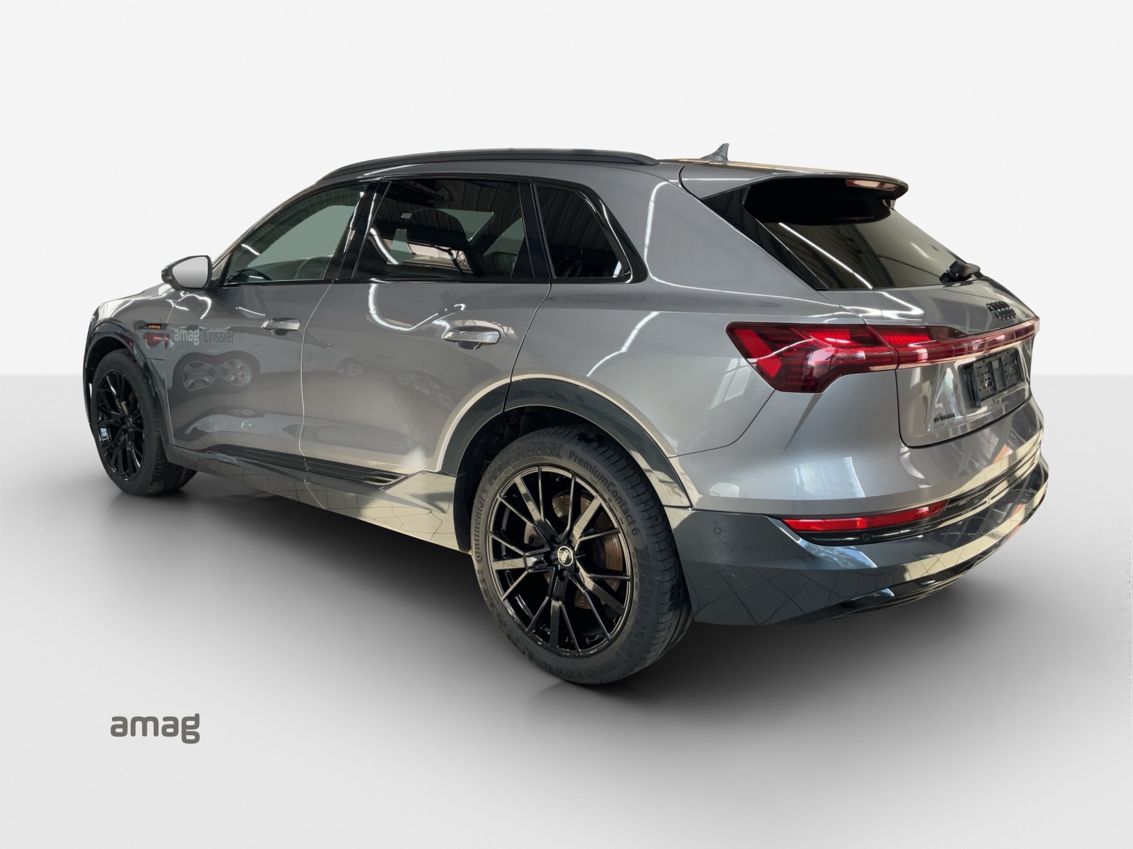 AUDI e-tron 55 Advanced Black Edition quattro-showroom-element-2