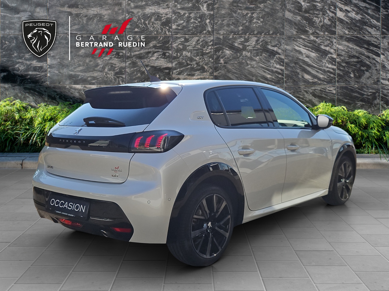 PEUGEOT 208 1.2 PureTech GT Pack-image-7