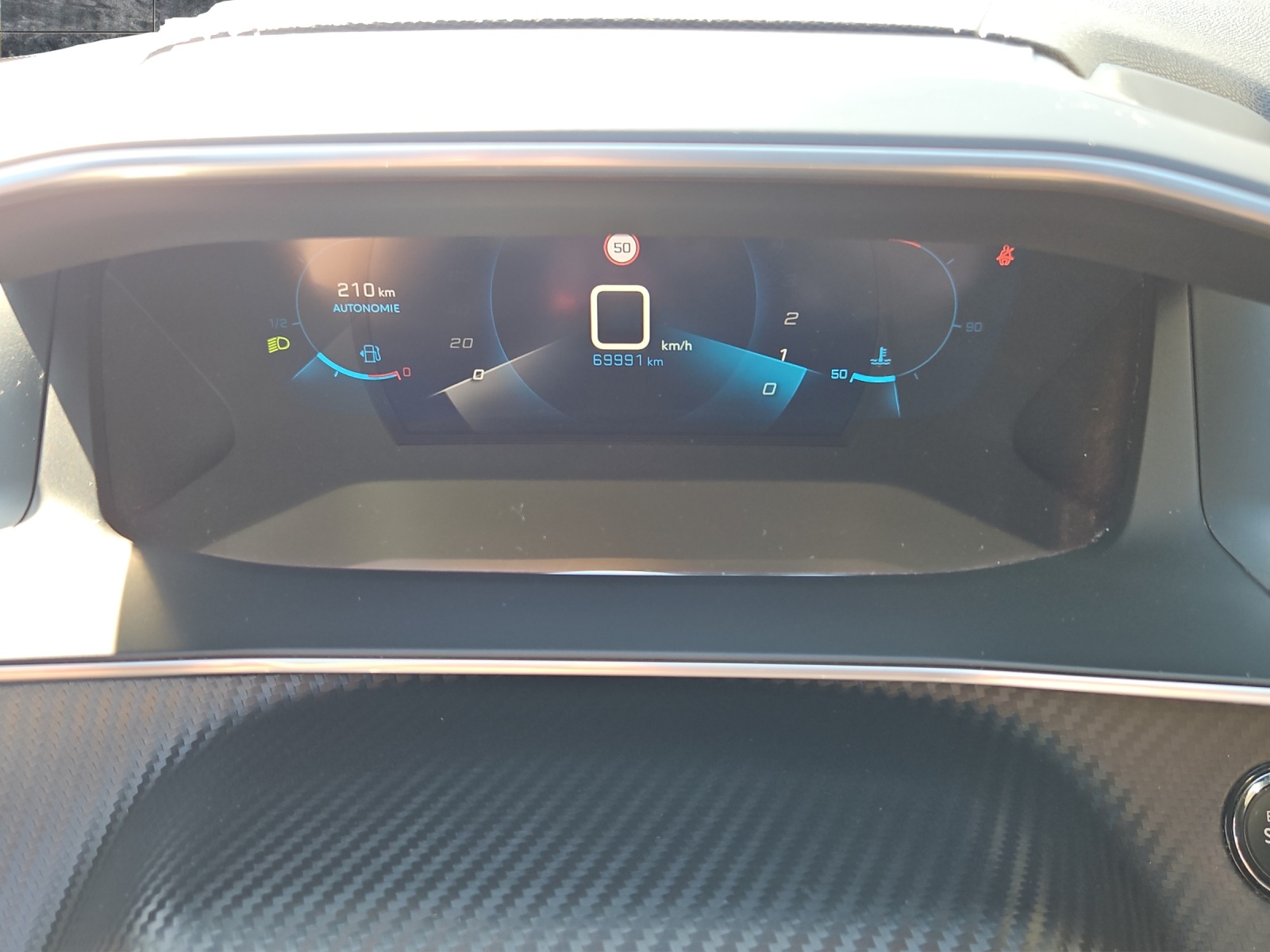 PEUGEOT 208 1.2 PureTech GT Pack-image-14