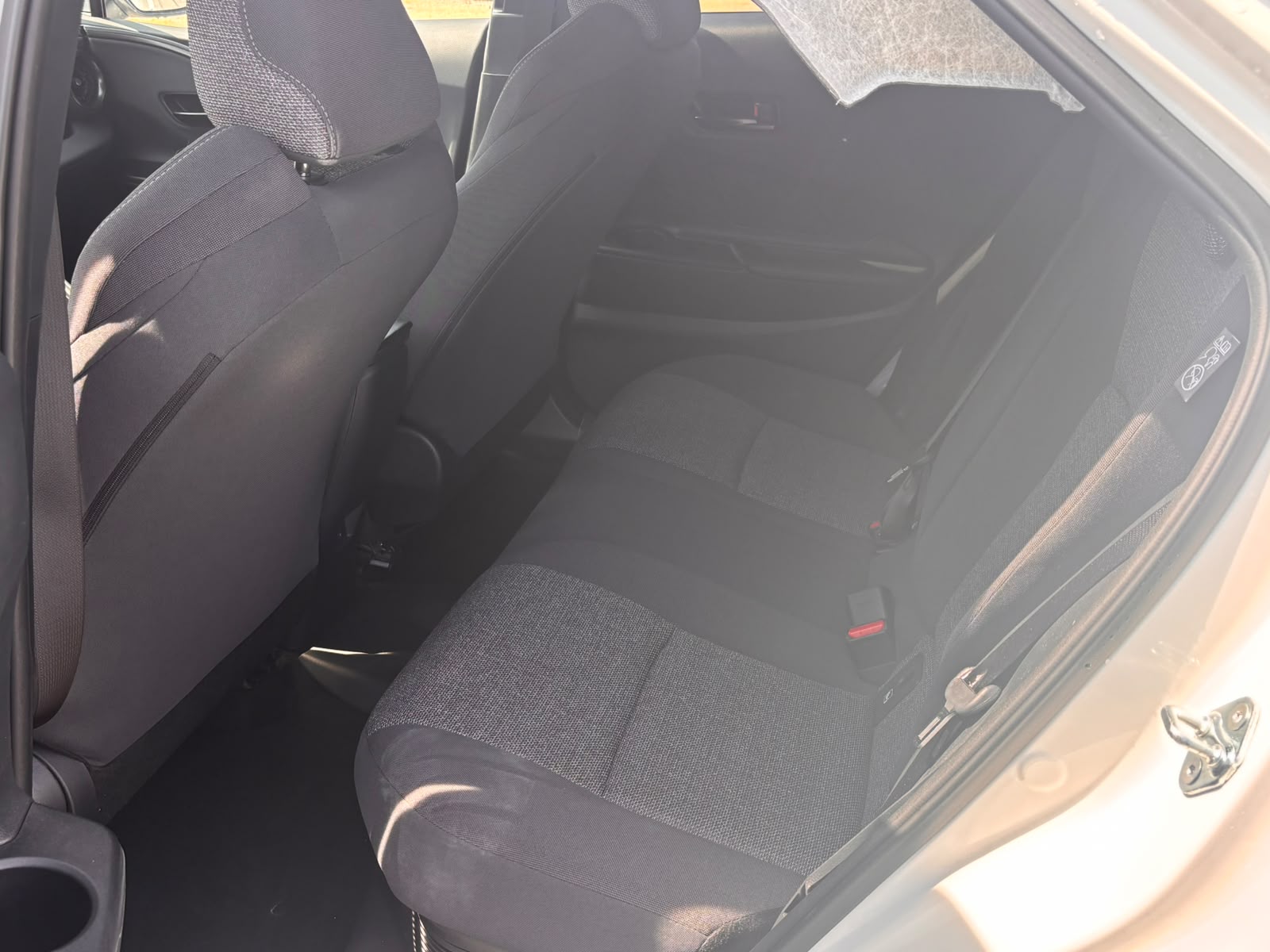 TOYOTA C-HR 2.0 PHEV CVT Swiss Edition-image-11