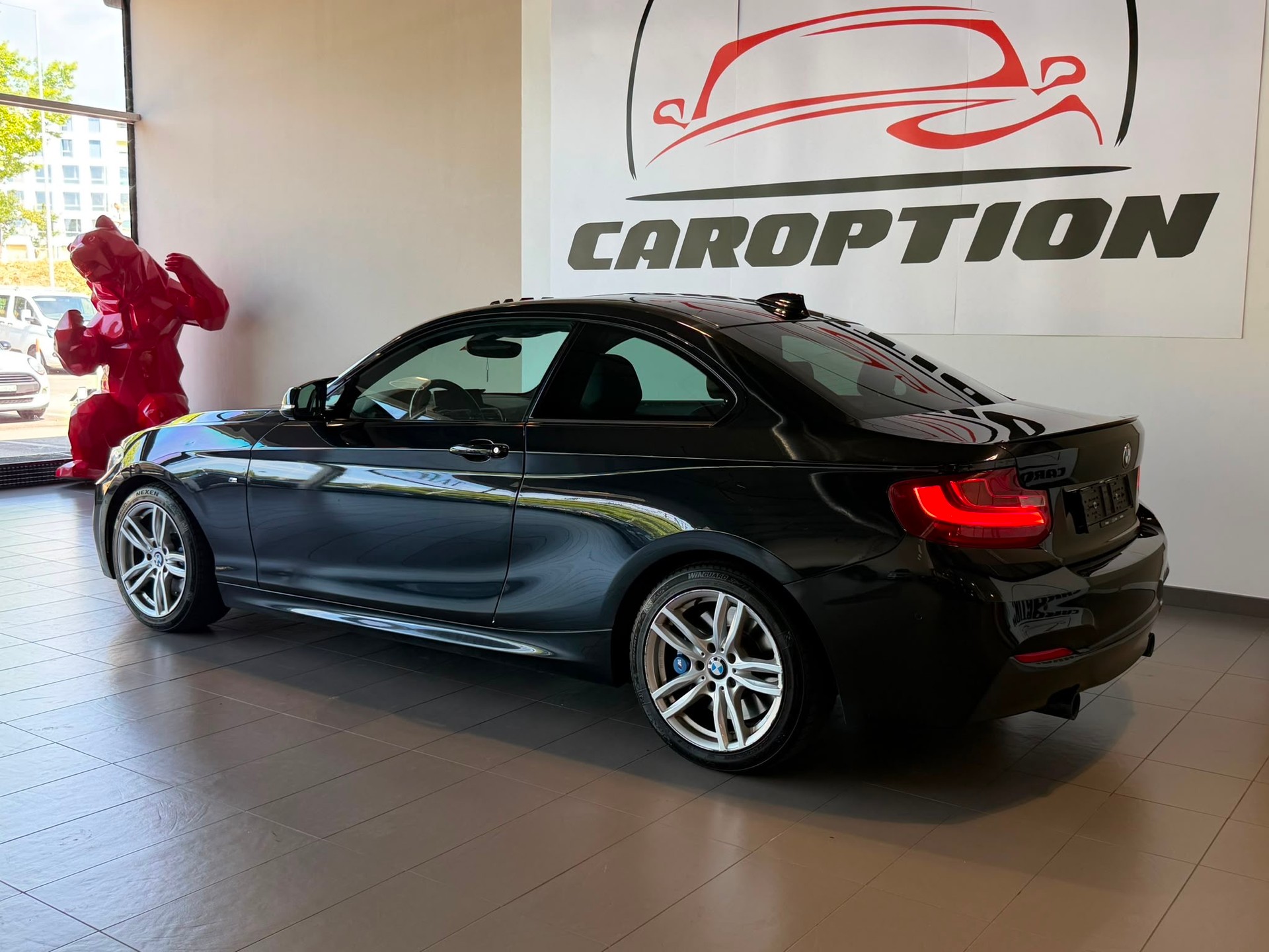 BMW M240i xDrive Steptronic-image-6