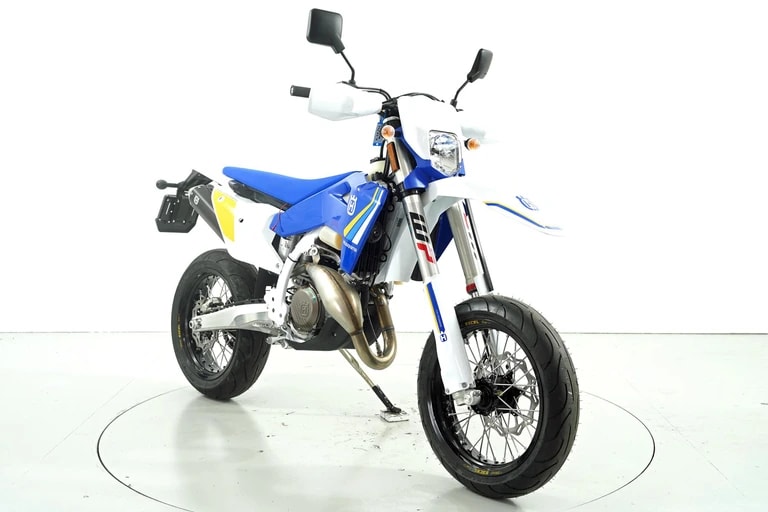 HUSQVARNA TE 300i 2t Heritage Supermoto-showroom-element-1