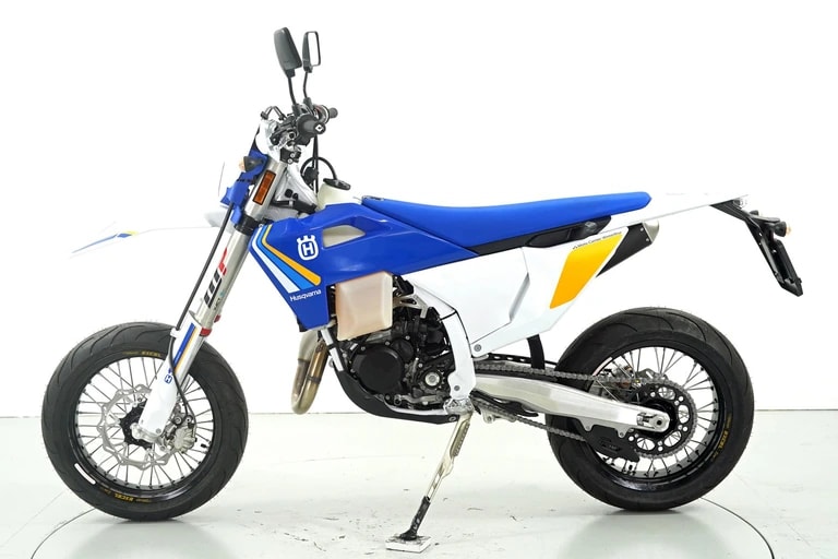 HUSQVARNA TE 300i 2t Heritage Supermoto-image-4