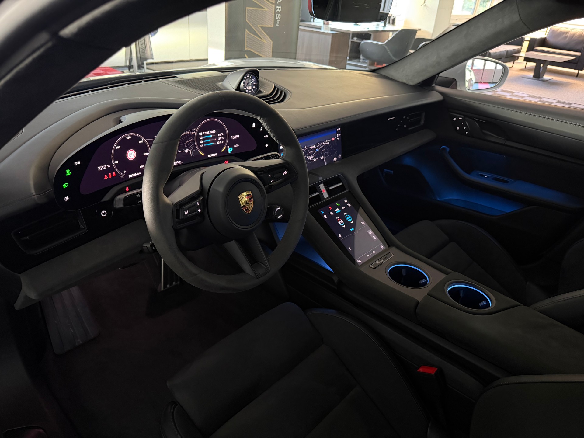 PORSCHE Taycan GTS Sport Turismo Performance Plus-image-7