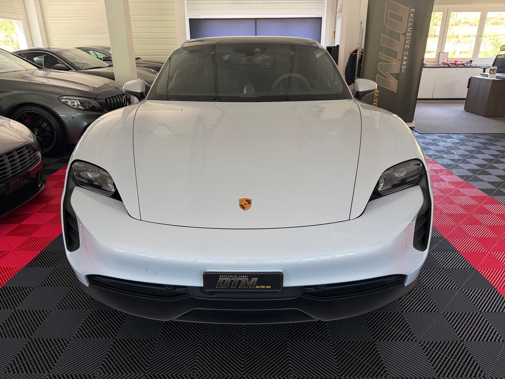PORSCHE Taycan GTS Sport Turismo Performance Plus-image-6