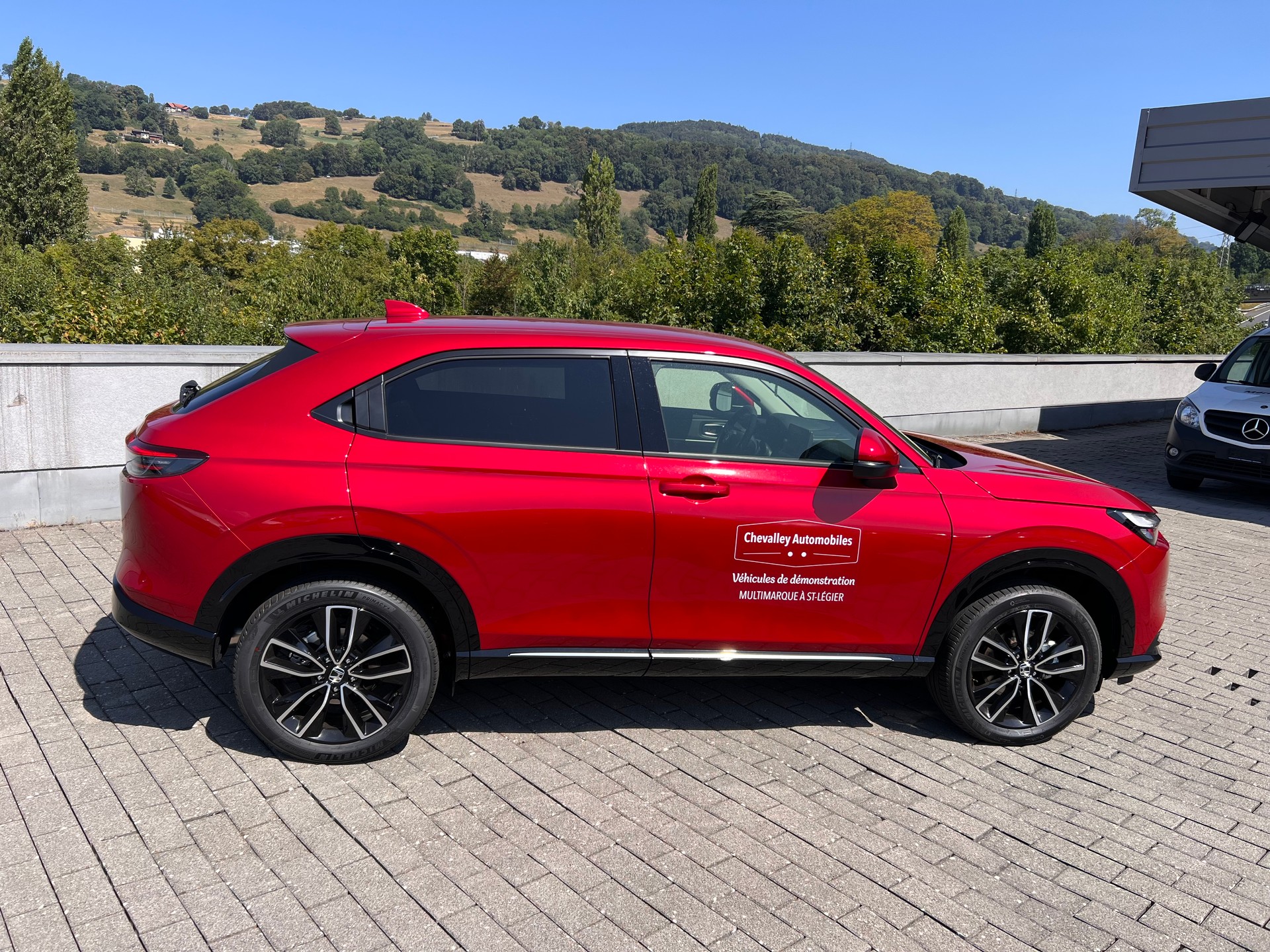 HONDA HR-V 1.5i-MMD Advance CVT-image-1