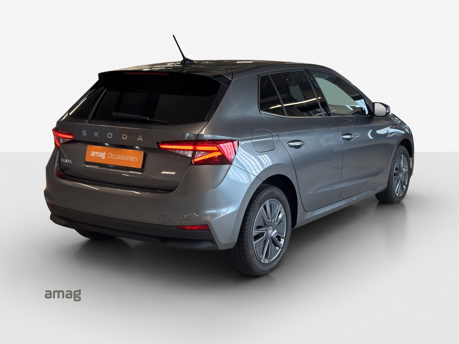 SKODA Fabia 1.0 TSI Dynamic DSG-image-4