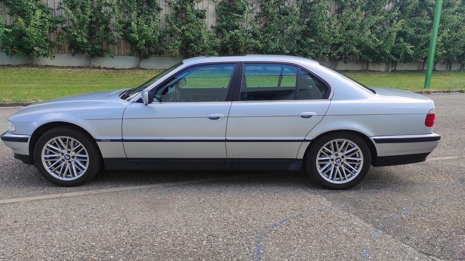 BMW-image-1