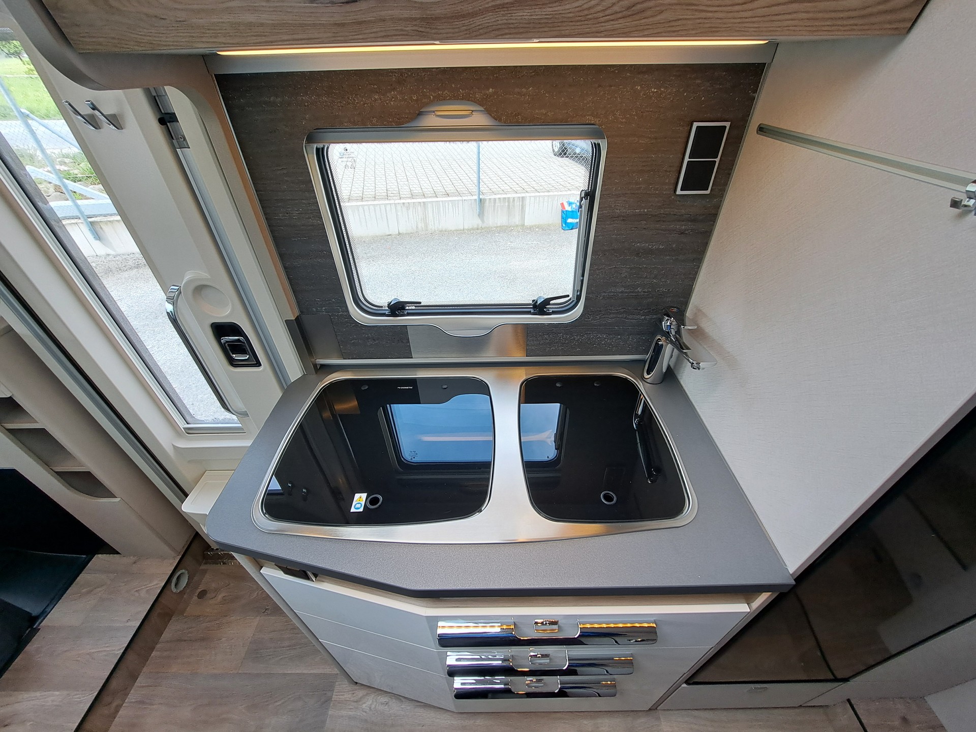 HYMER Exsis I 580 Pure-image-2