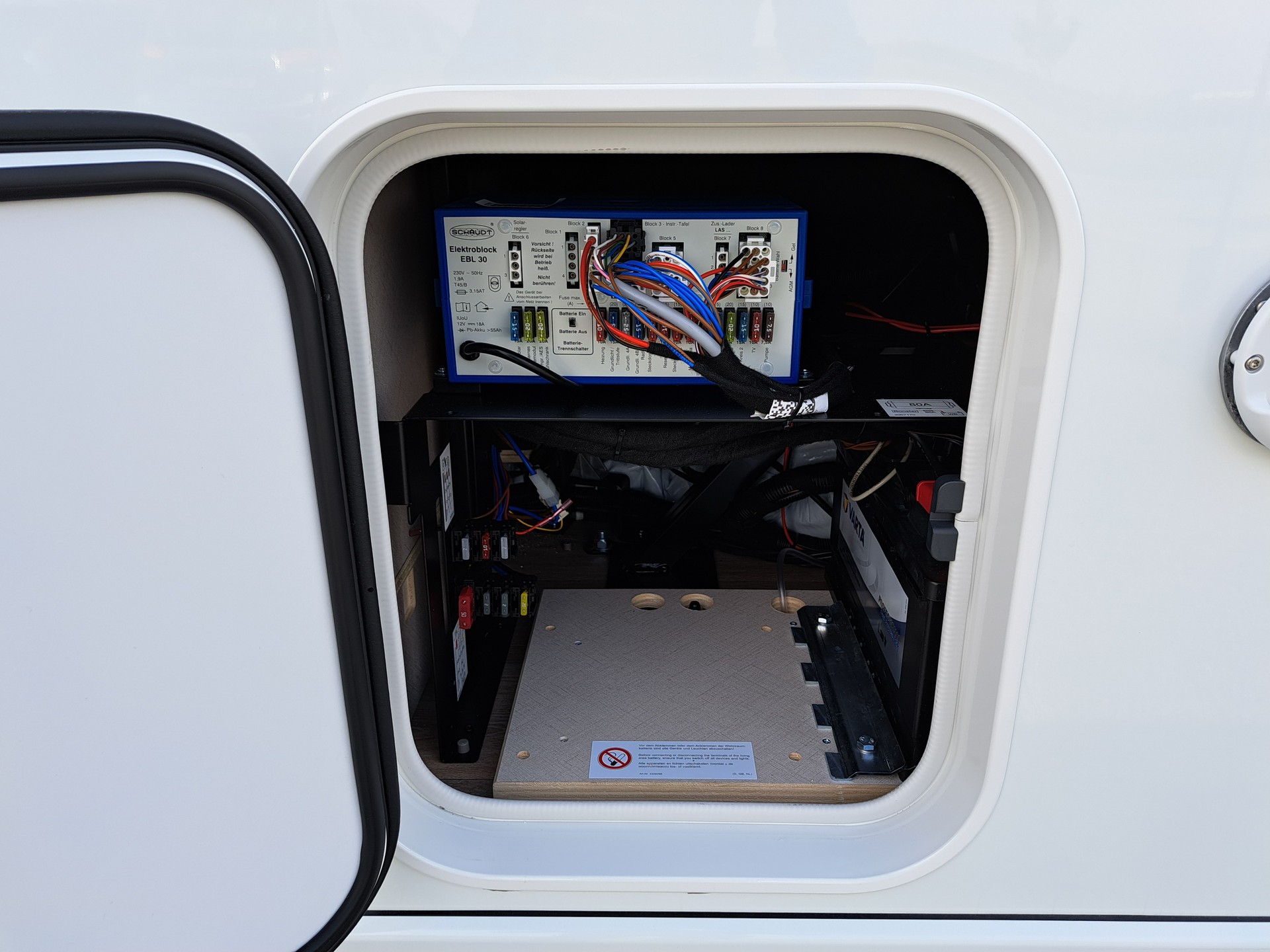 HYMER Exsis I 580 Pure-image-10
