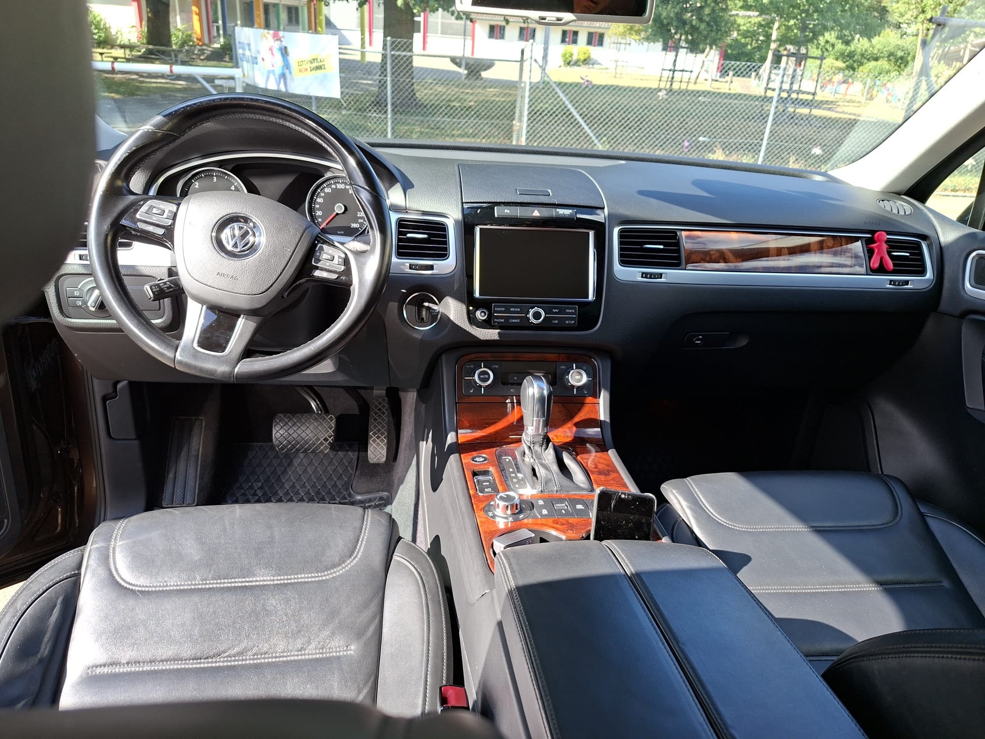 VW Touareg 3.0 TDI BMT Terrain Tech Tiptronic-image-10