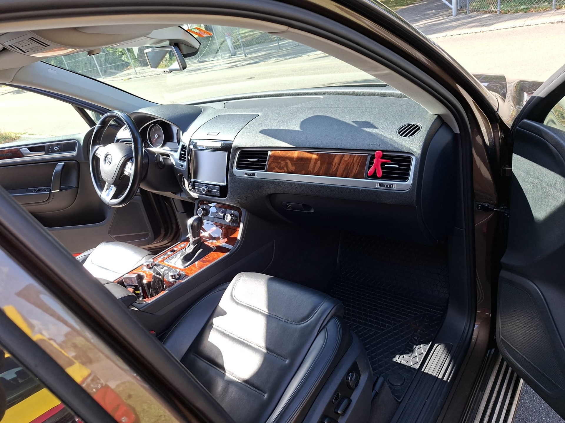 VW Touareg 3.0 TDI BMT Terrain Tech Tiptronic-image-9